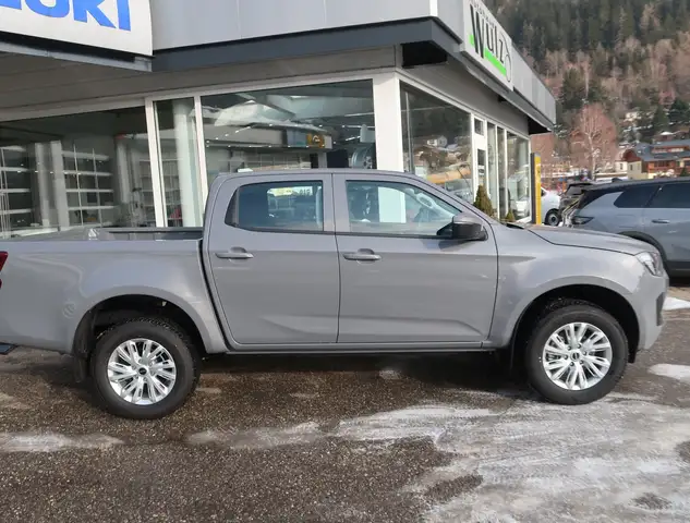 Isuzu D-Max Double Cap 4WD 1.9 LS Automatik Ansicht 5