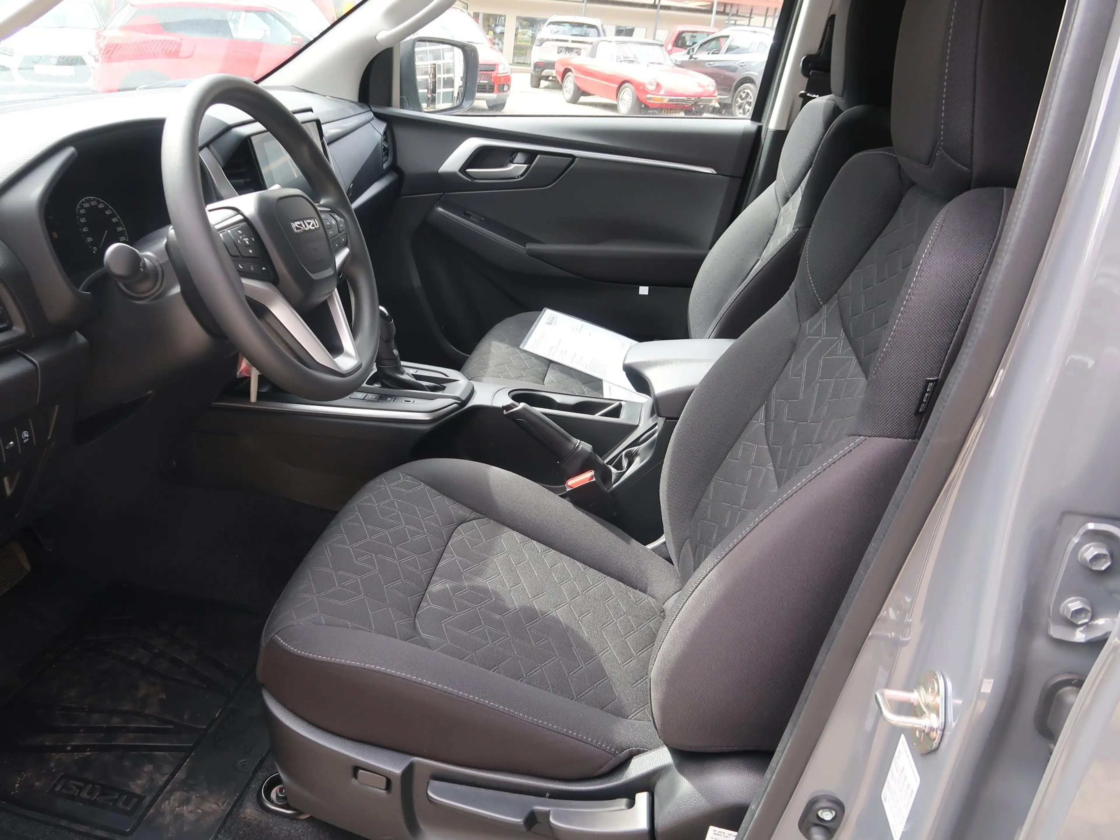 Isuzu D-Max Double Cap 4WD 1.9 LS Automatik — photo 12