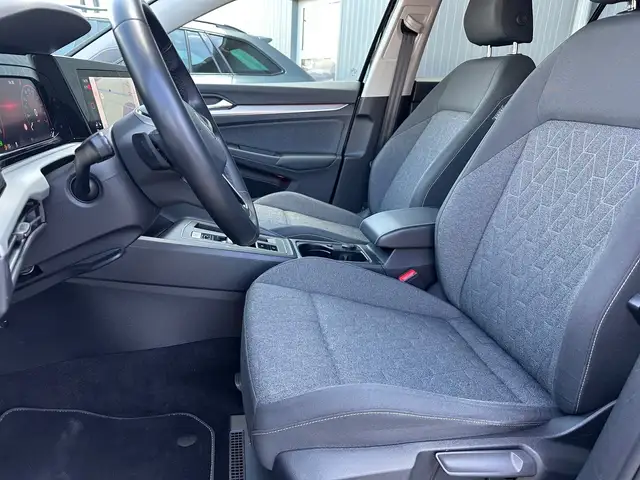 Volkswagen Golf view 10