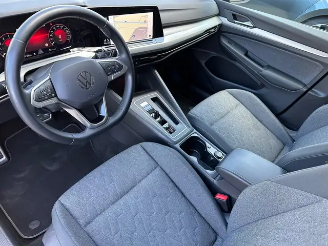 Volkswagen Golf view 9