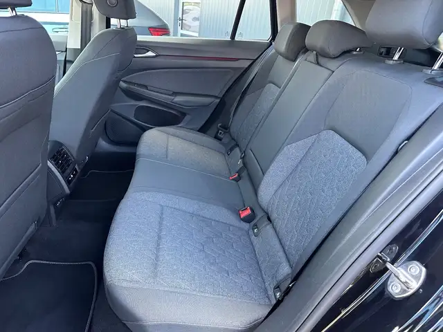 Volkswagen Golf view 11
