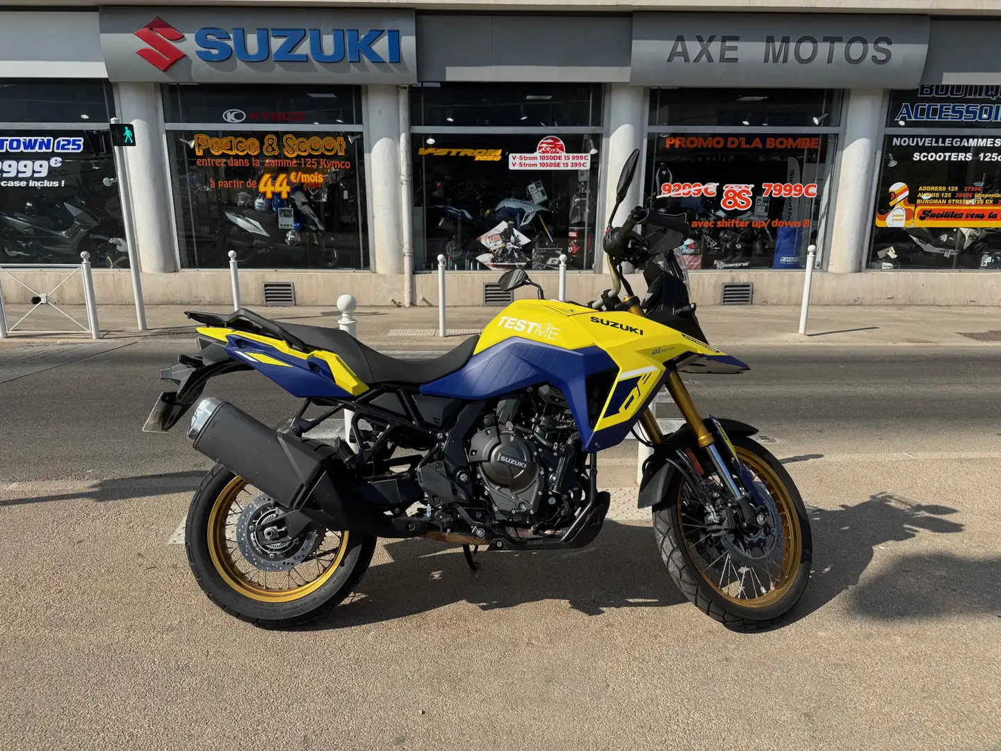 Suzuki V-Strom 800DE Jaune - 1