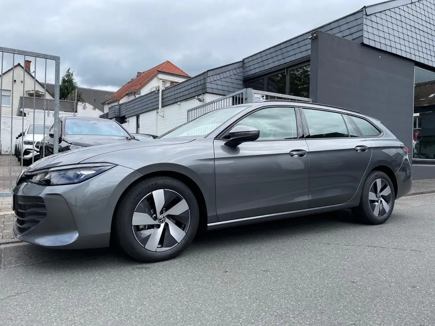 Volkswagen Passat Variant 2.0 TDI |Sport-Paket|ACC|Kamera| Gris - 1