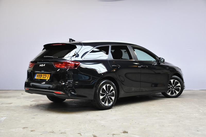 Kia Ceed SW / cee'd SW 1.0 T-GDi MHEV 100pk DCT7 Design Edition — photo 6