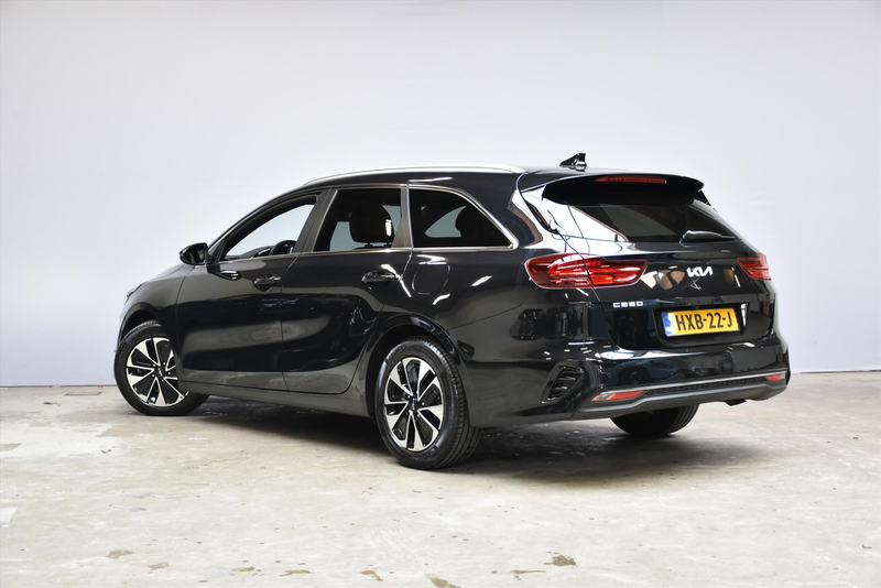 Kia Ceed SW / cee'd SW 1.0 T-GDi MHEV 100pk DCT7 Design Edition — photo 7