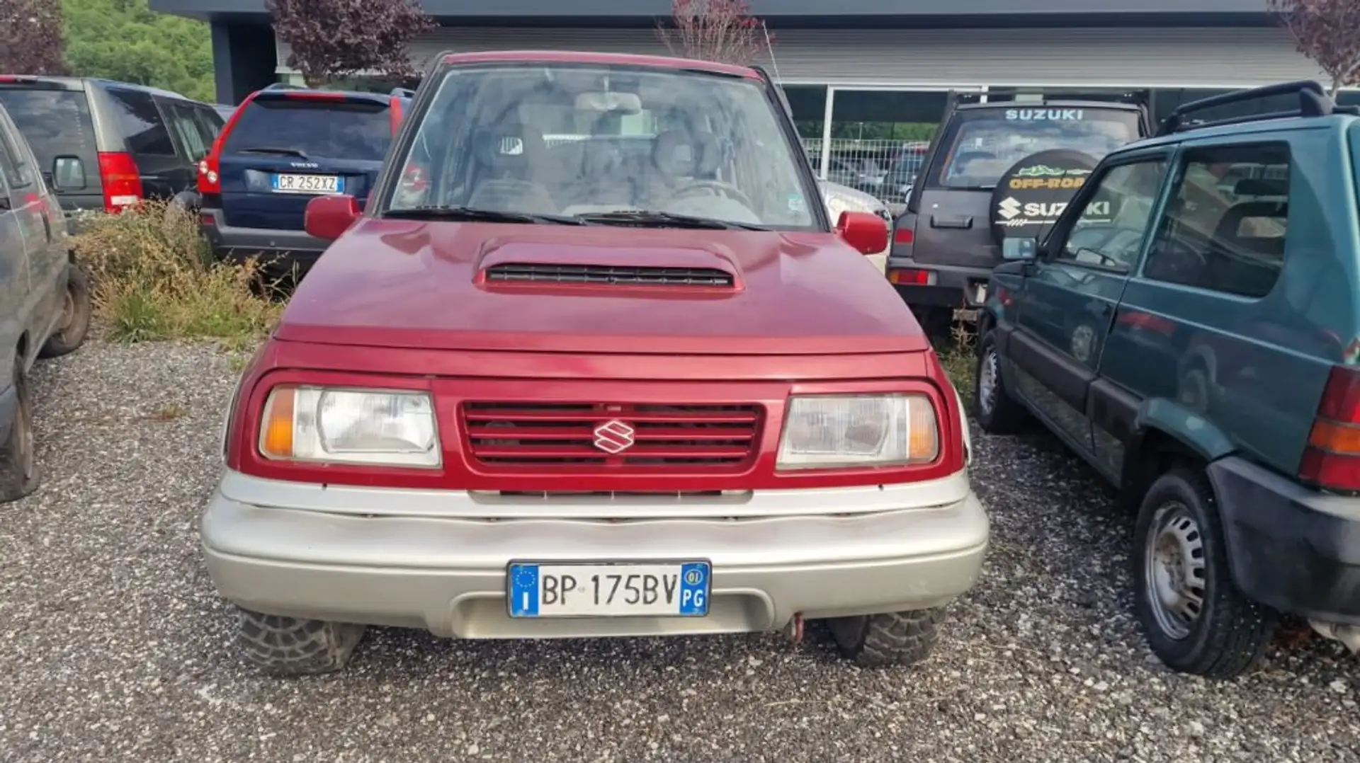 Suzuki Vitara 1.9 TD JLX De Luxe S 4X4 GANCIO DI TRAINO 4WD Rosso - 2