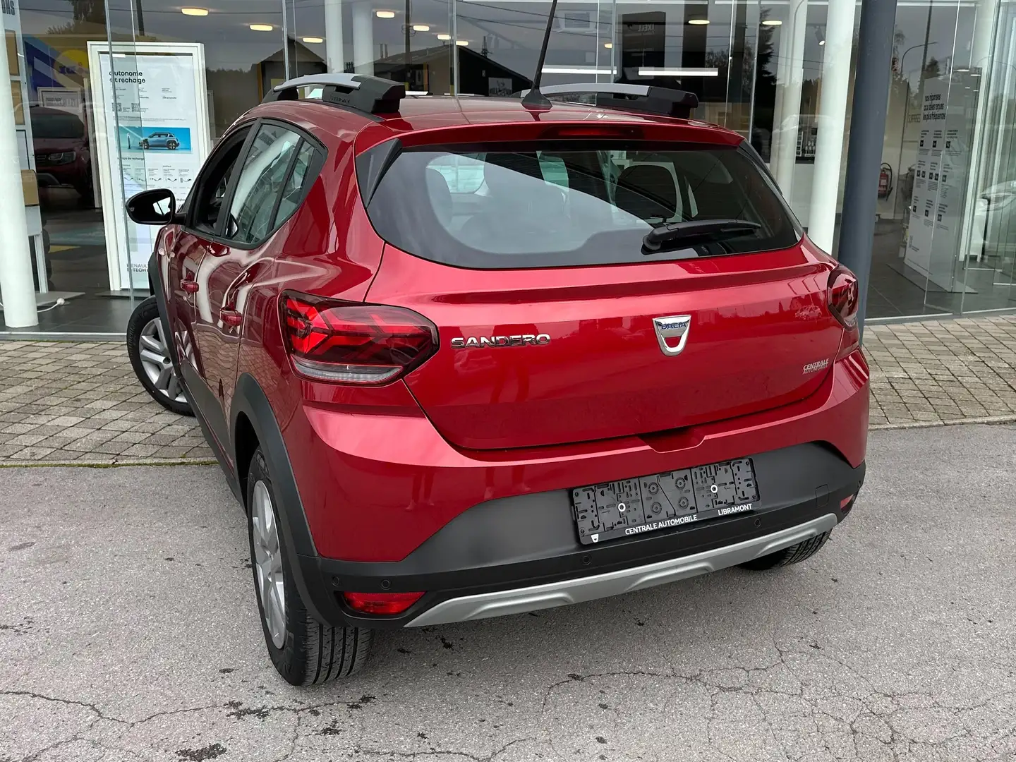 Dacia Sandero Sandero Stepway 1.0 TCe Stepway CVT ** GARANTIE ** Rouge - 2