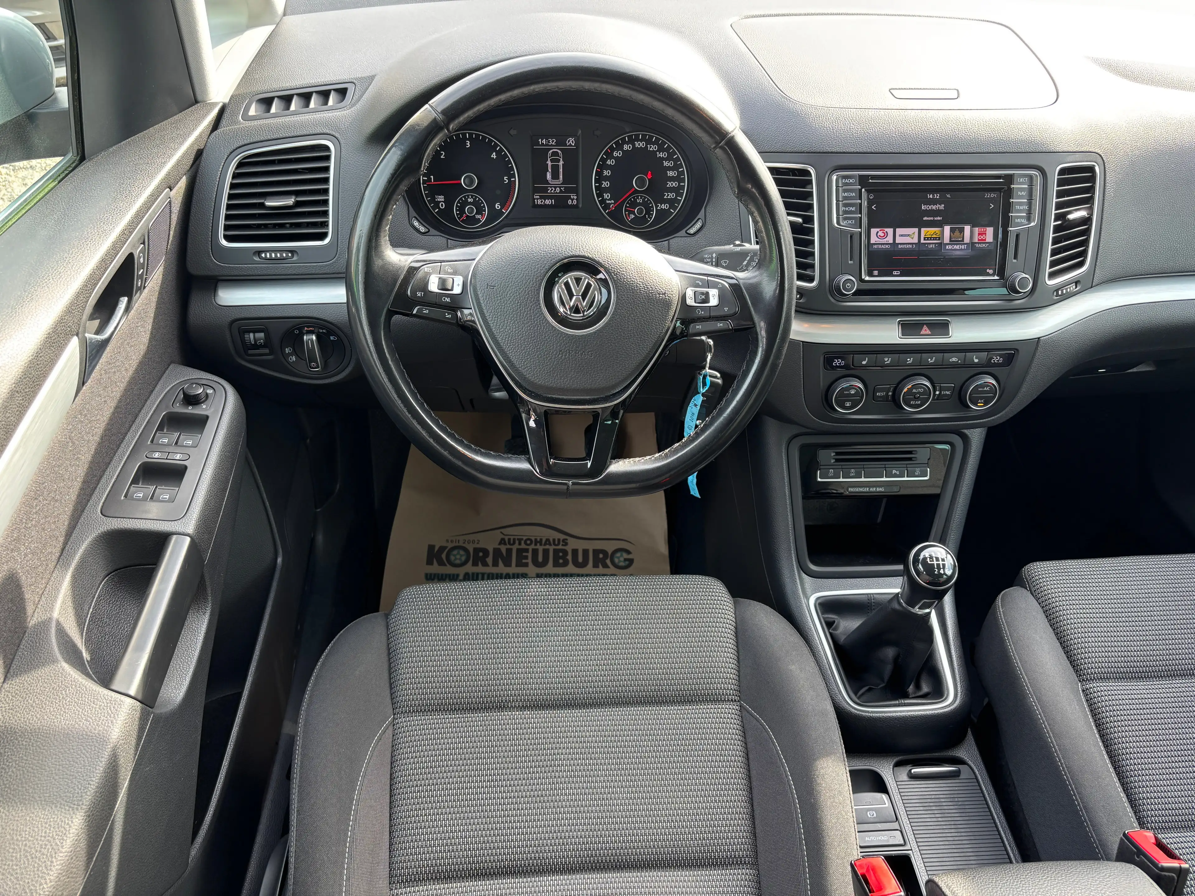 Volkswagen Sharan Comfortline *NAVI*LED*Sitzheizung*Einparkhilfe* — photo 4