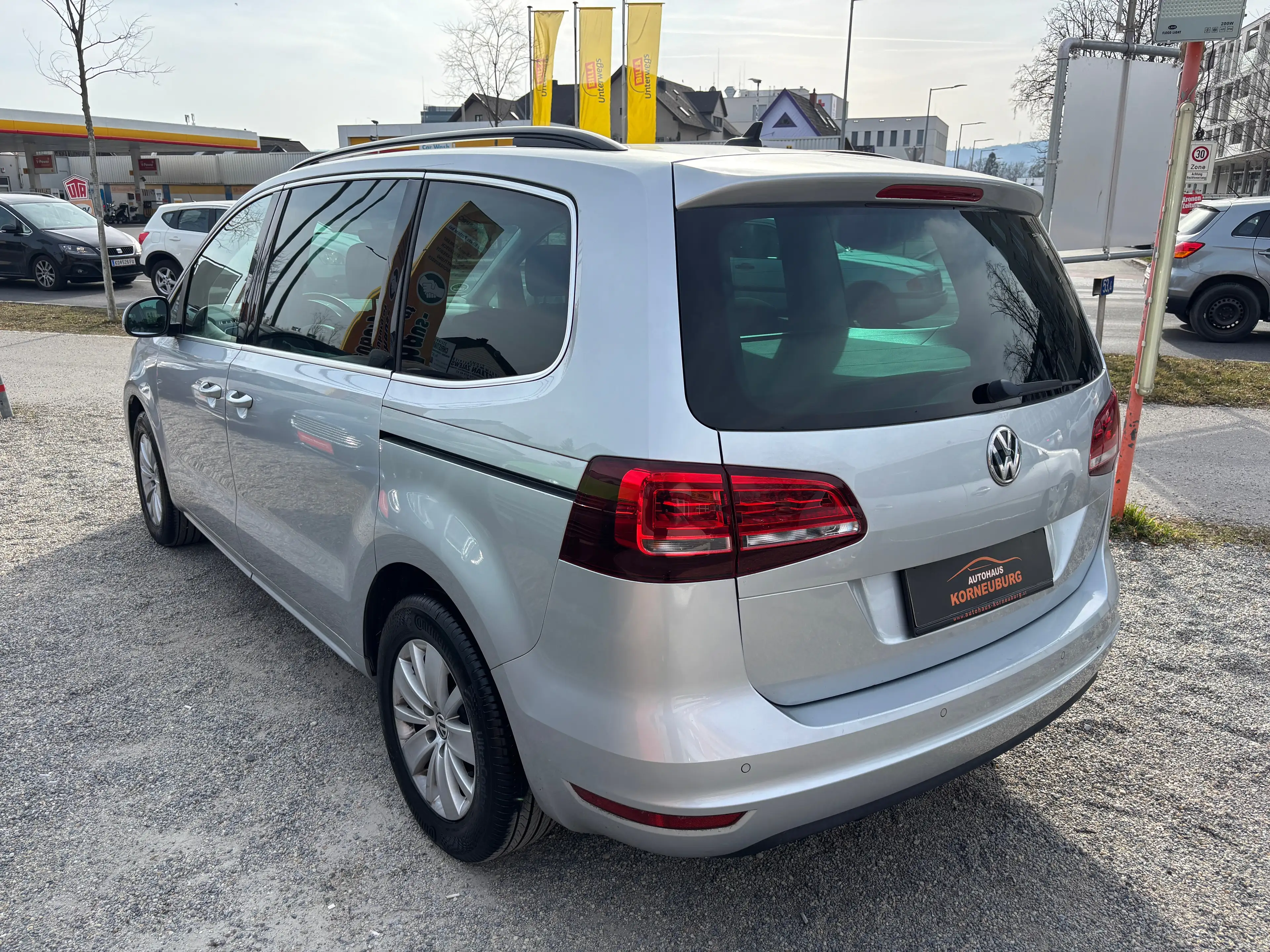 Volkswagen Sharan Comfortline *NAVI*LED*Sitzheizung*Einparkhilfe* — photo 5