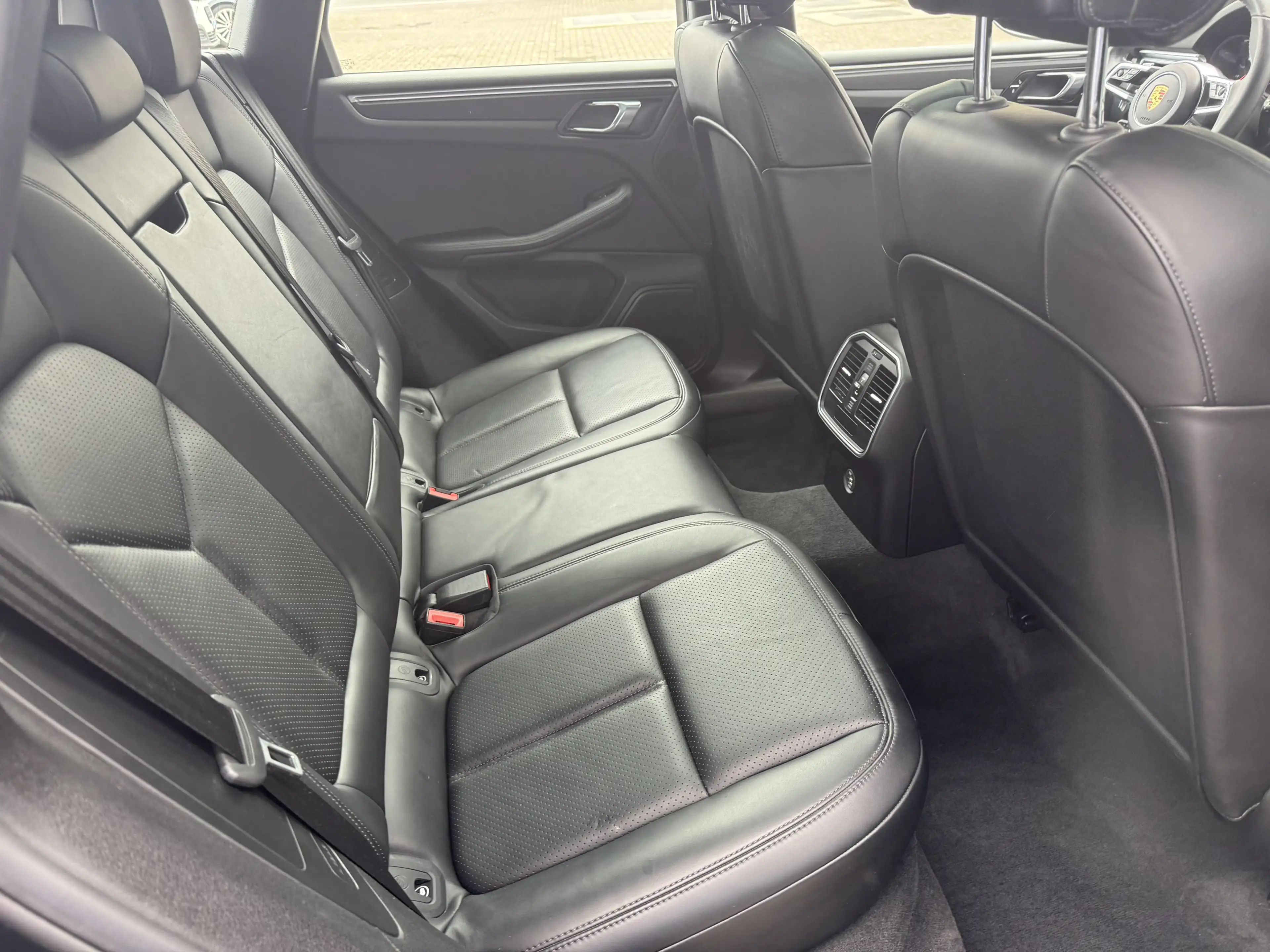 Porsche Macan Pano 20 AppleCP PDLS PASM — photo 9
