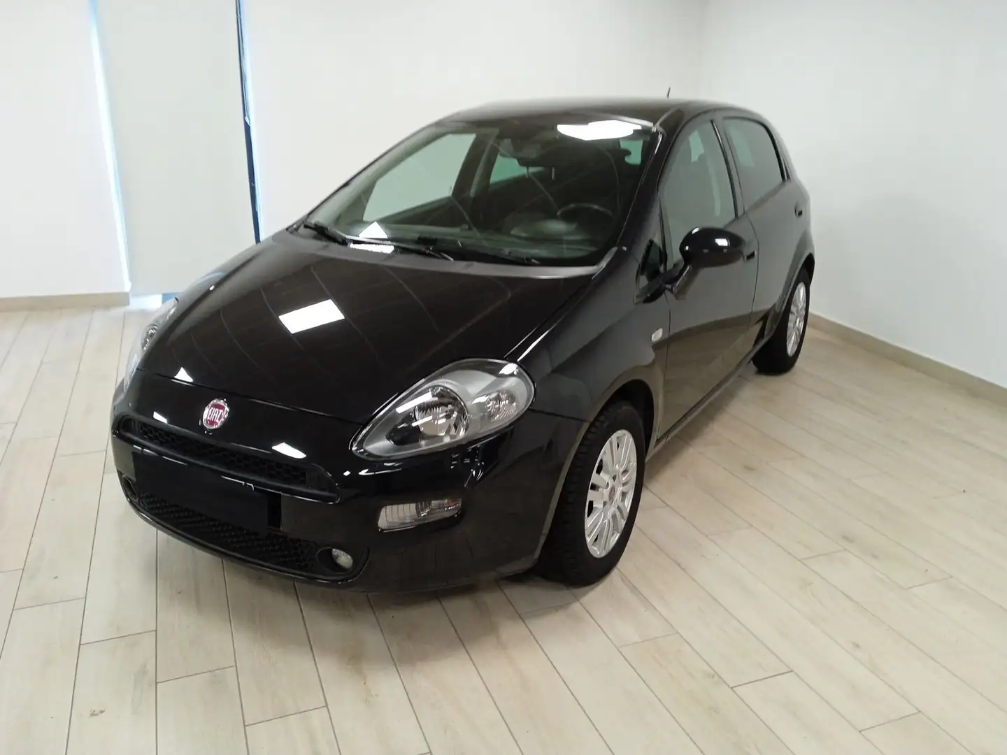 Fiat Punto Evo 4ª serie 1.4 8V 5 porte Easypower Street Schwarz - 1