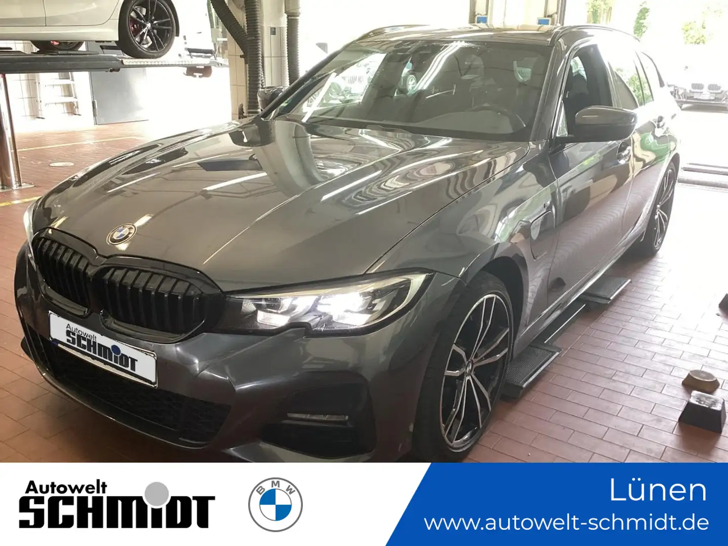 BMW 330 e Touring M Sport + GARANTIE Gris - 1