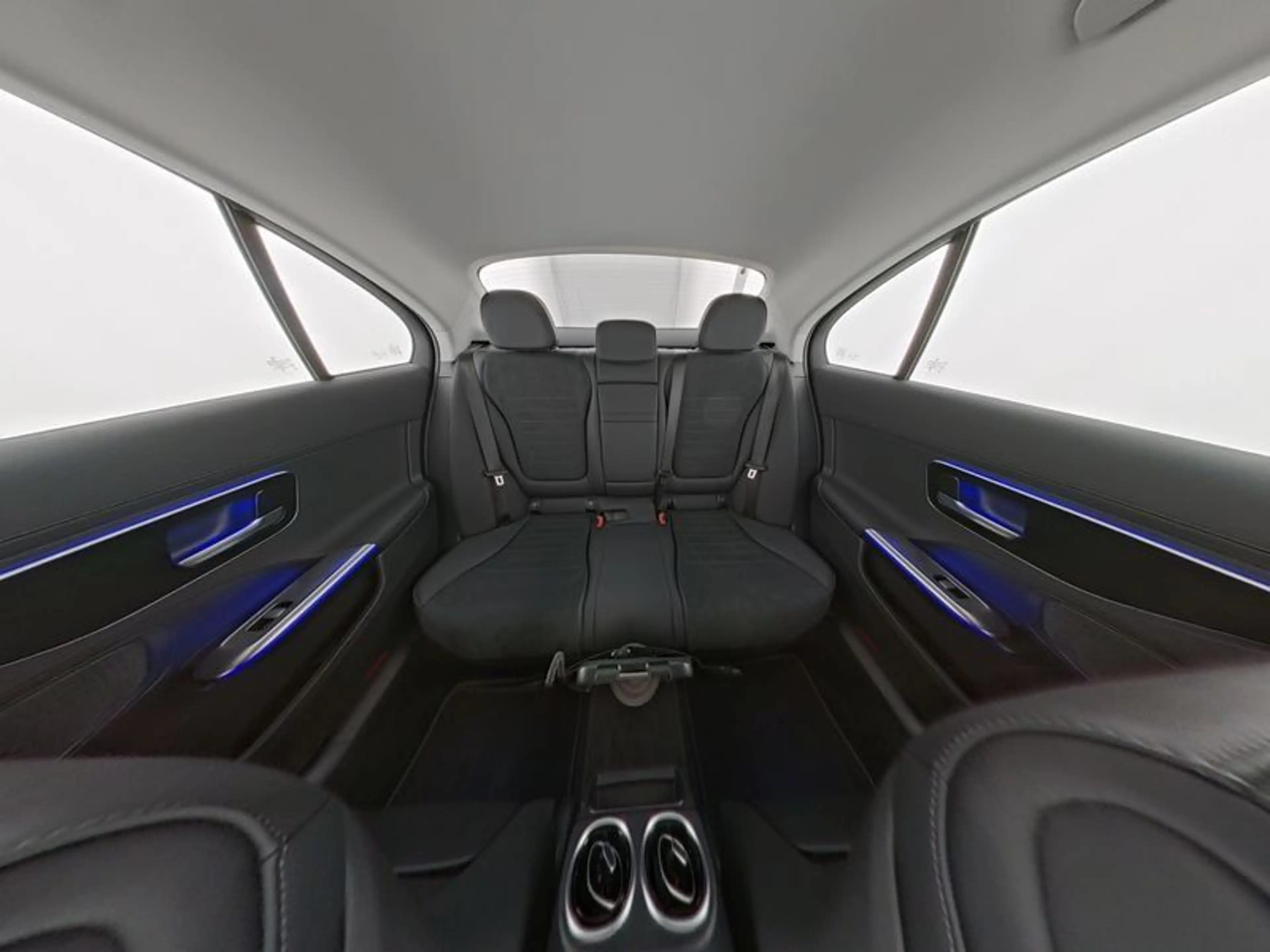 Mercedes-Benz C 200 d Limo AMG Advanced-Plus/LED/Kamera — photo 9