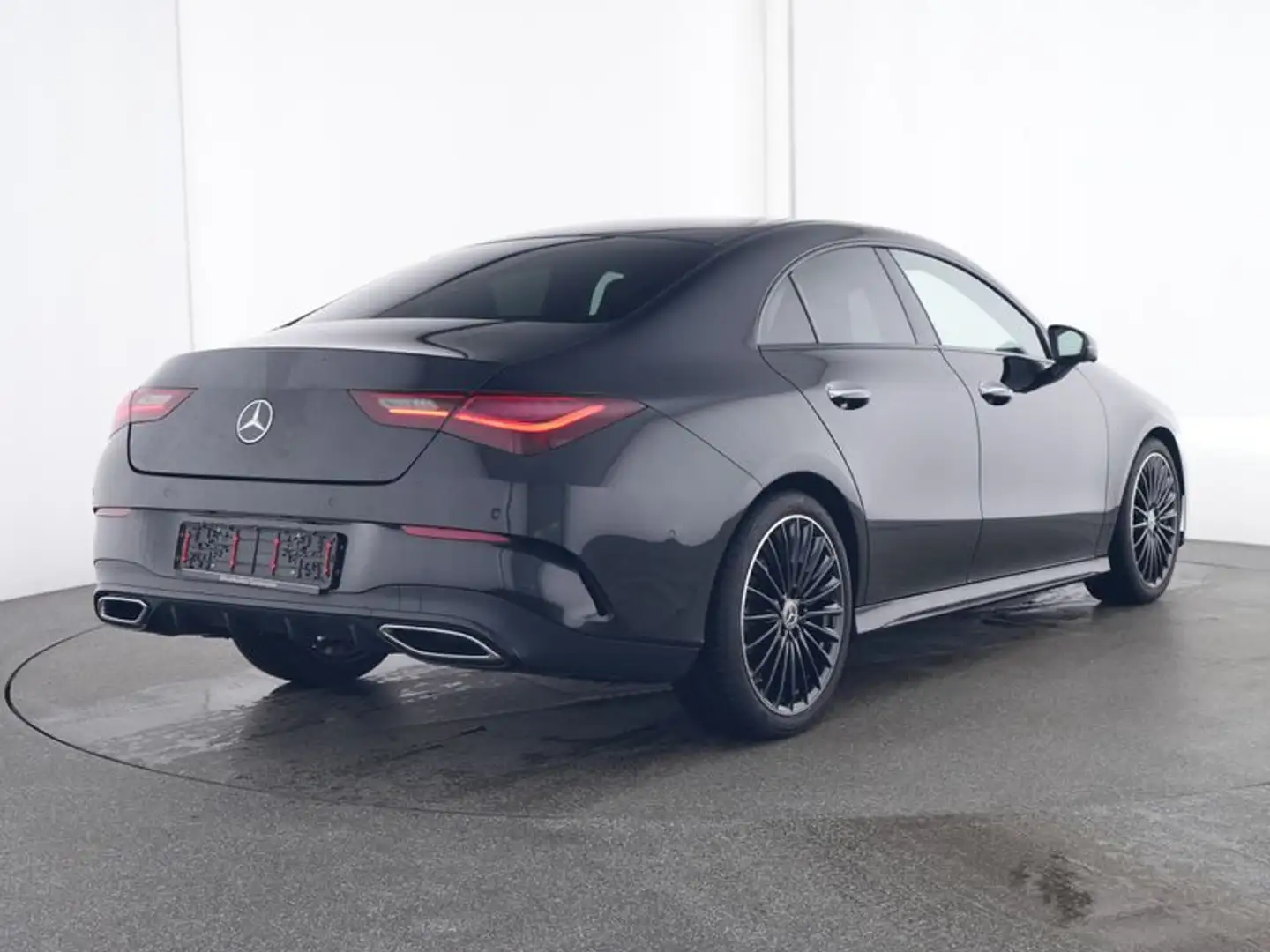 Mercedes-Benz CLA 200 Coupé AMG-Sport/360/AHK/Night/Distr/19' Noir - 2