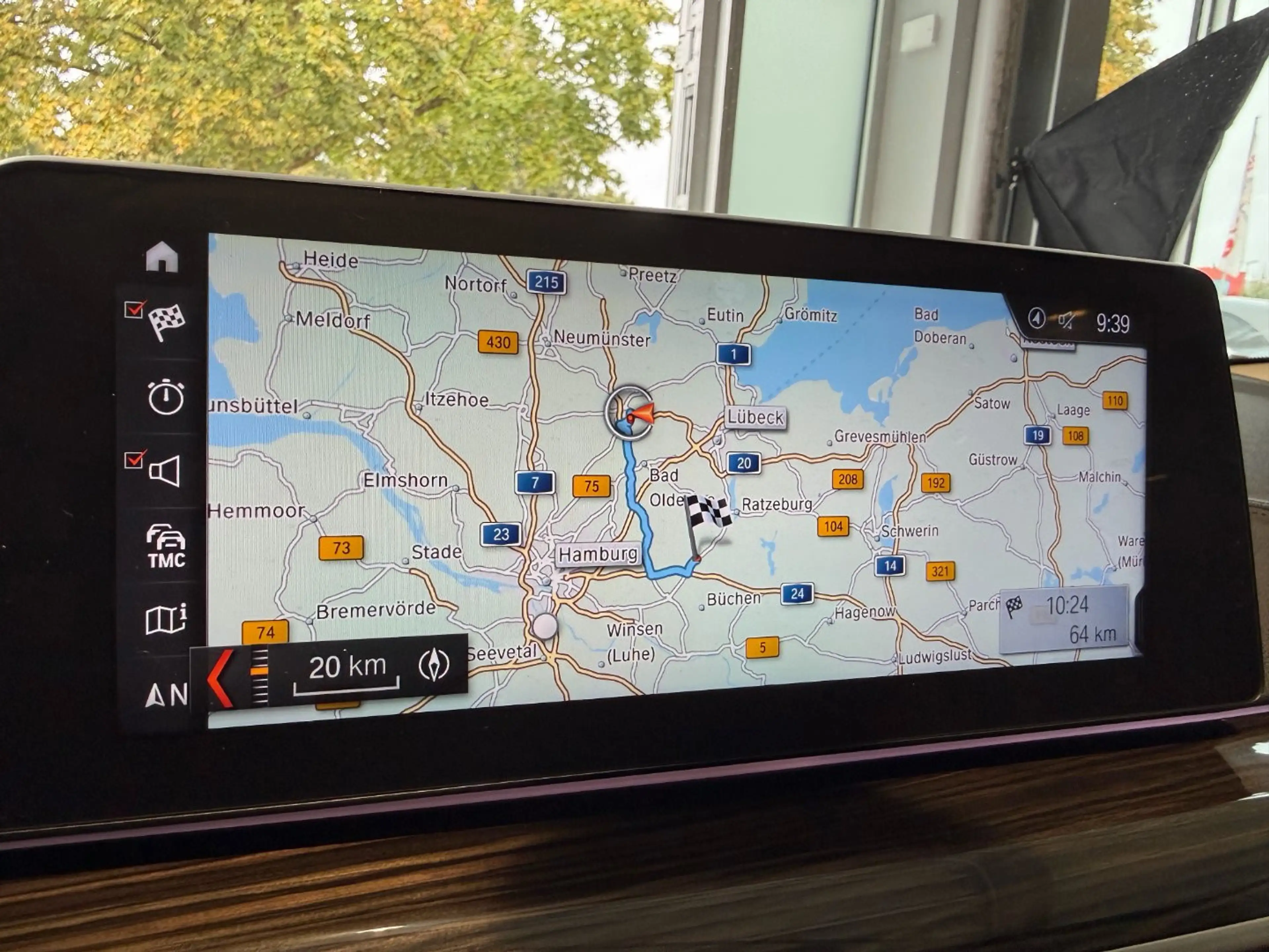 BMW 540 i xDrive Luxury Line*PANORAMA*AHK — photo 26