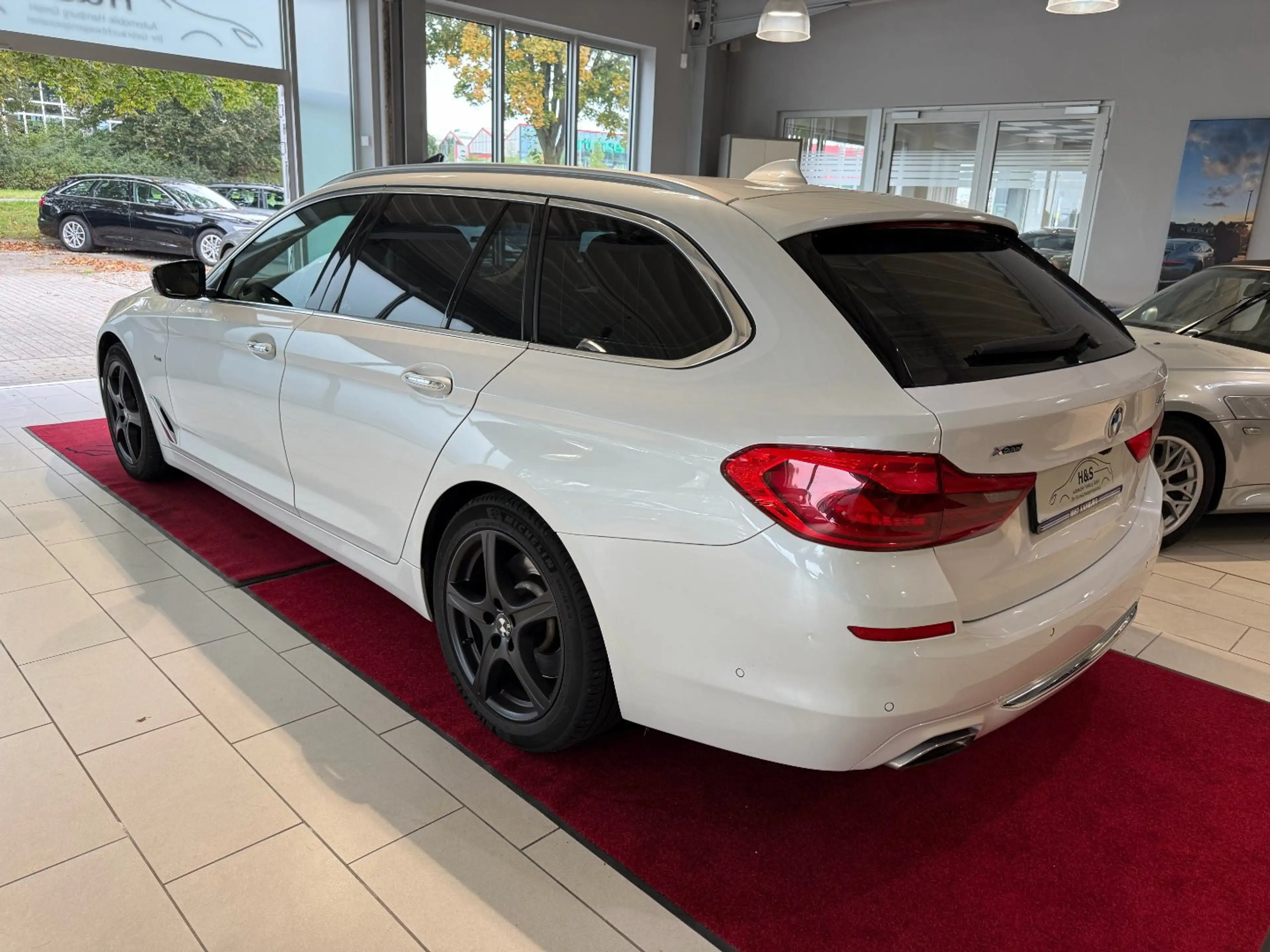 BMW 540 i xDrive Luxury Line*PANORAMA*AHK — photo 9