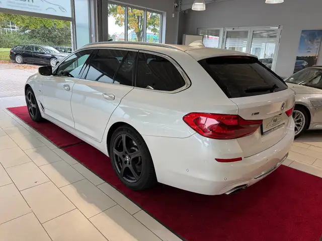 BMW 540 I view 9