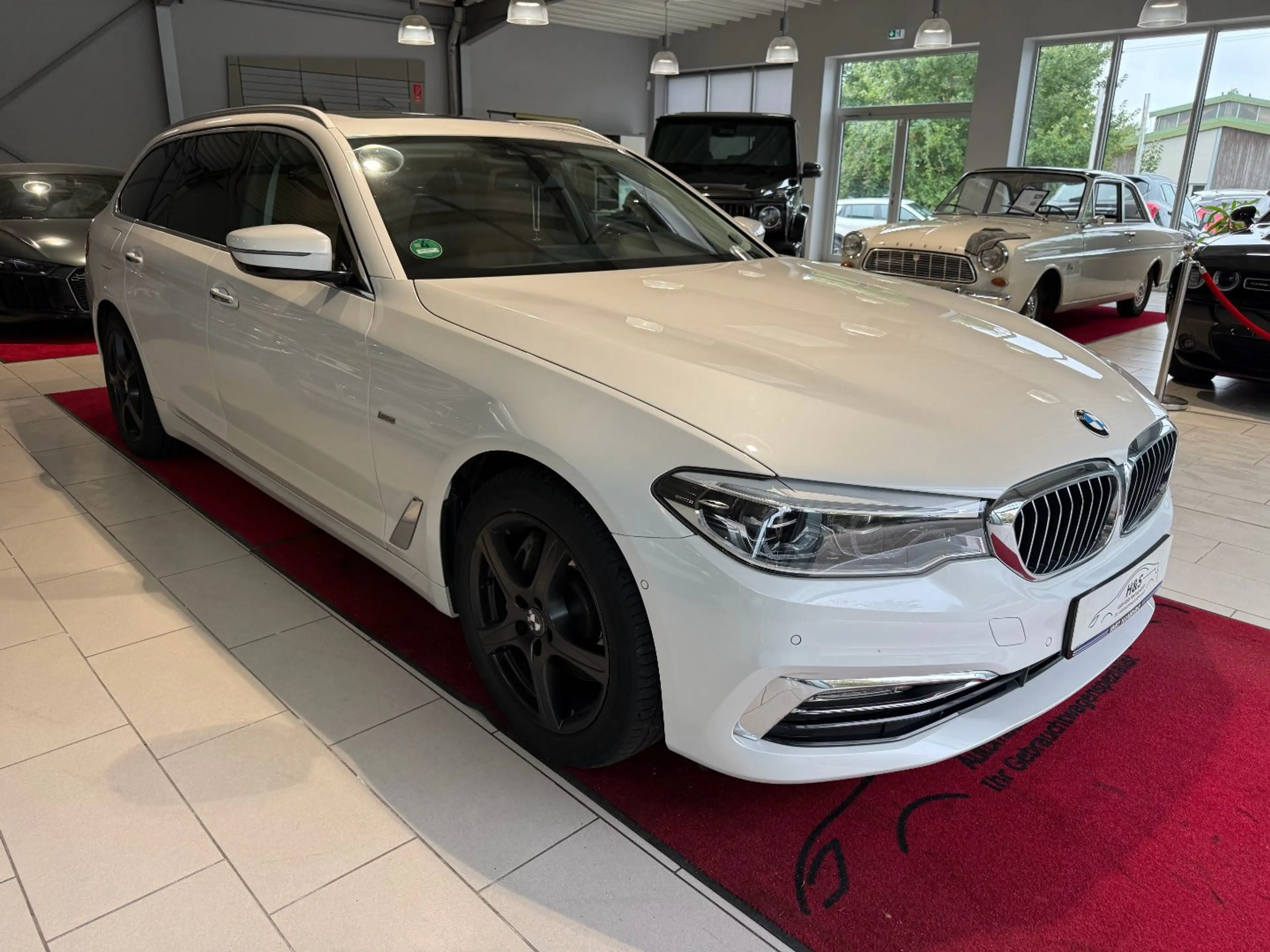 BMW 540 i xDrive Luxury Line*PANORAMA*AHK — photo 2