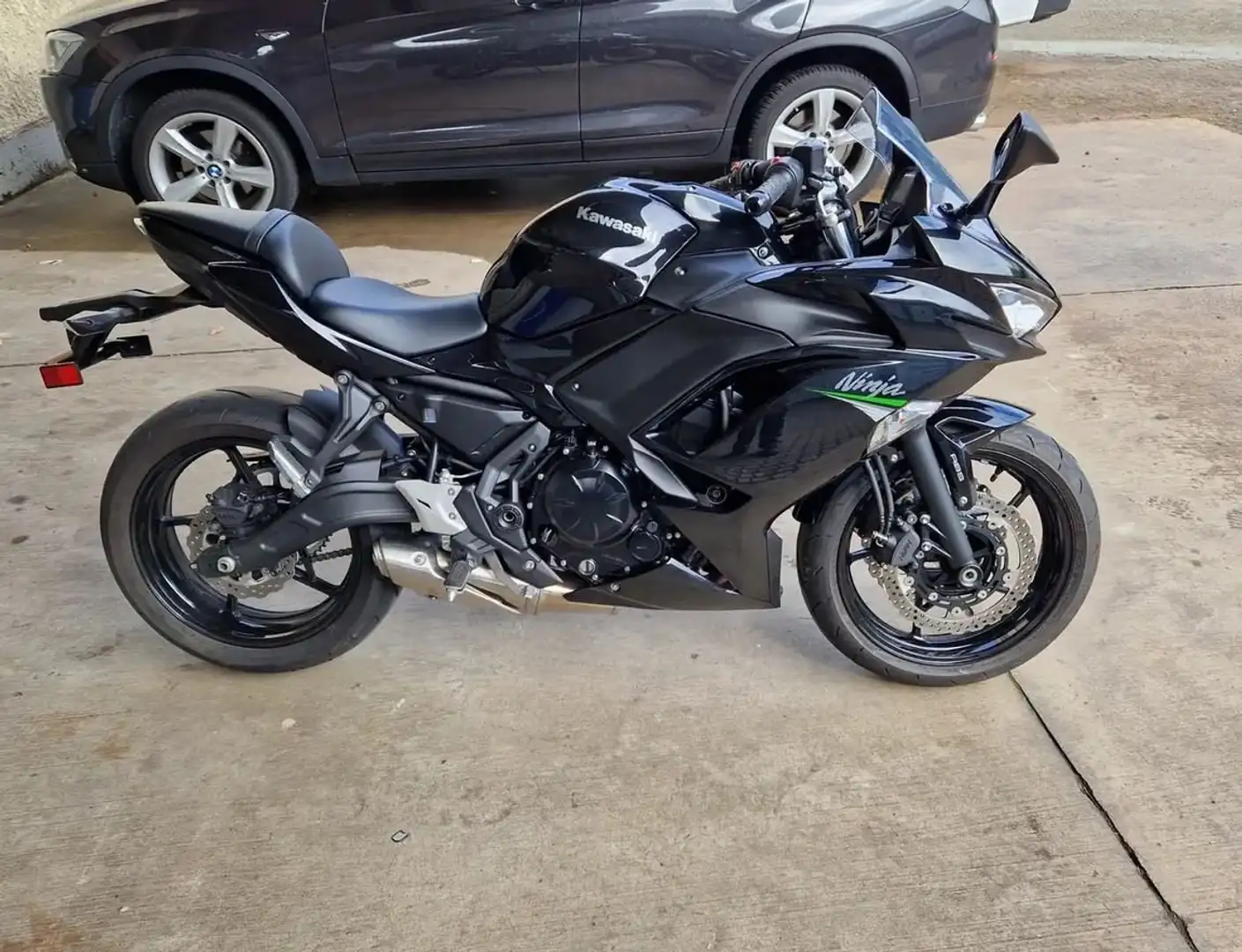 Kawasaki Ninja 650 Zwart - 1