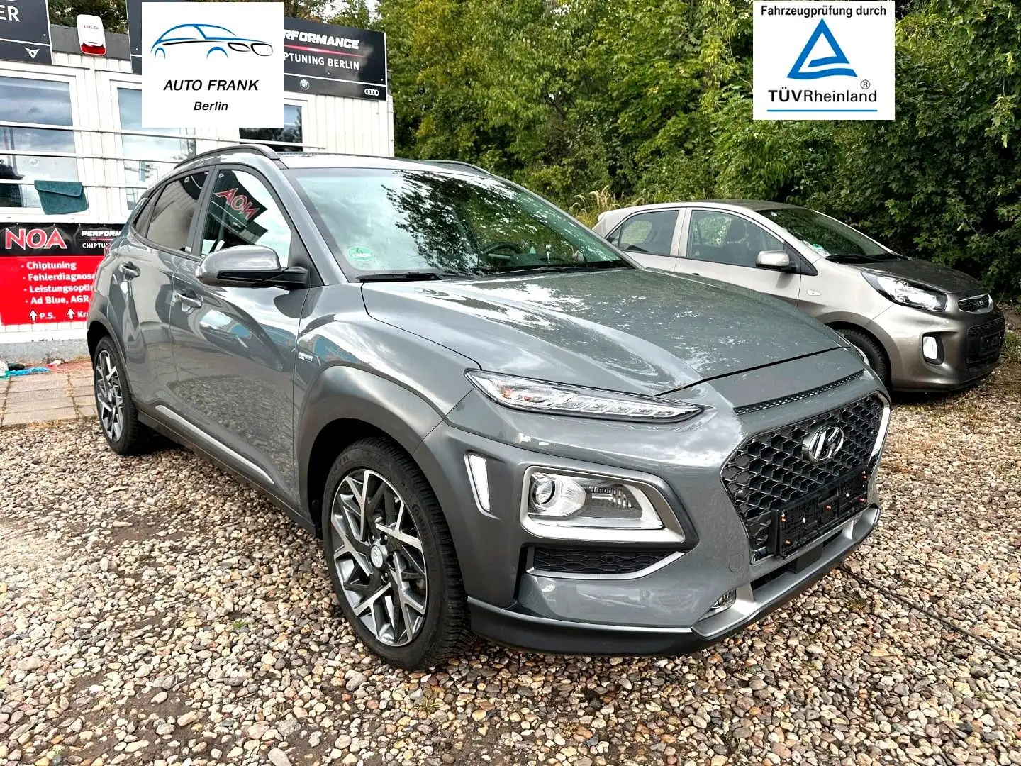 Hyundai KONA 1,6 Premium Hybrid + absolute Vollausstattg Grau - 1