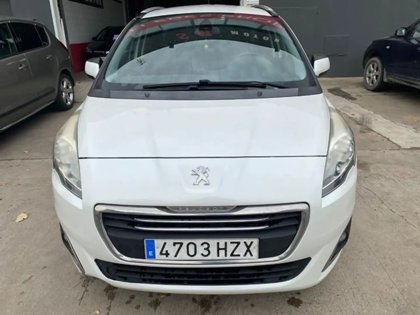 Peugeot 5008 1.6 BlueHDi Style 7 pl. 120 Wit - 2