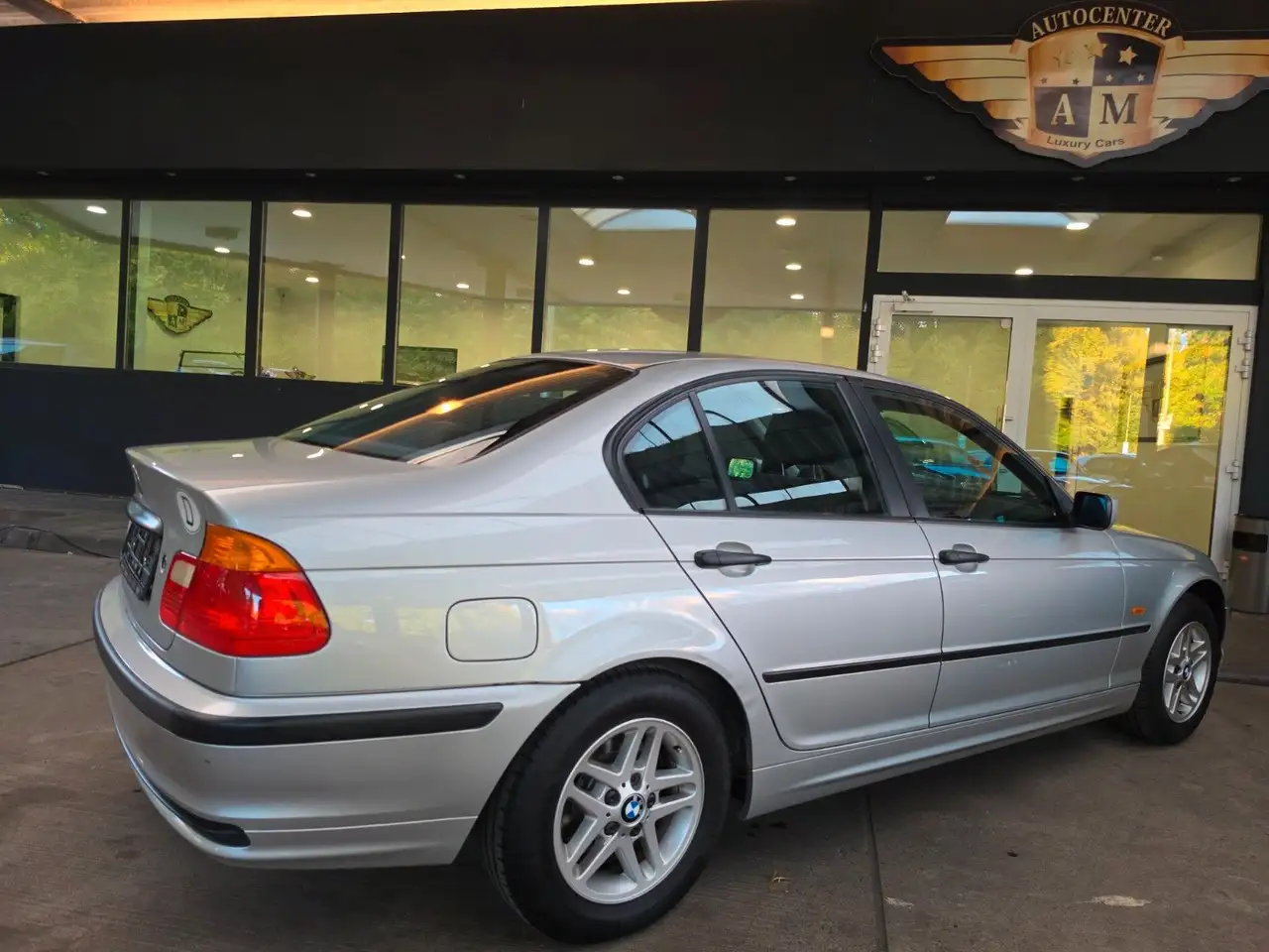 BMW 316 i AUTOMATIK Klimaautomatik/SZH/2.Hand-seit-99, foto 9