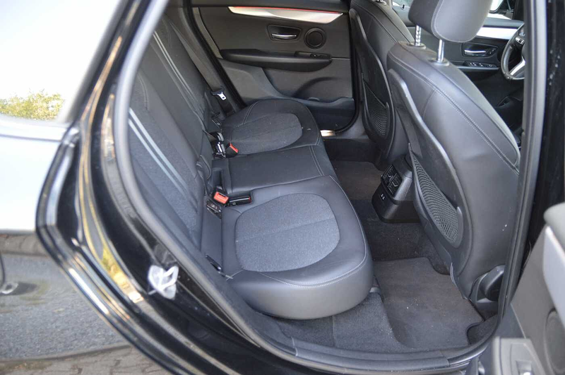 BMW 218 i Act. Tour. Autom. Modell M Sport — photo 10