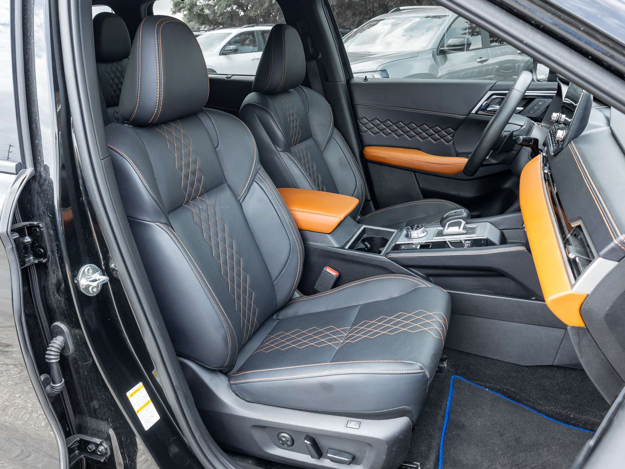 used 2025 Mitsubishi Outlander car, priced at $43,795