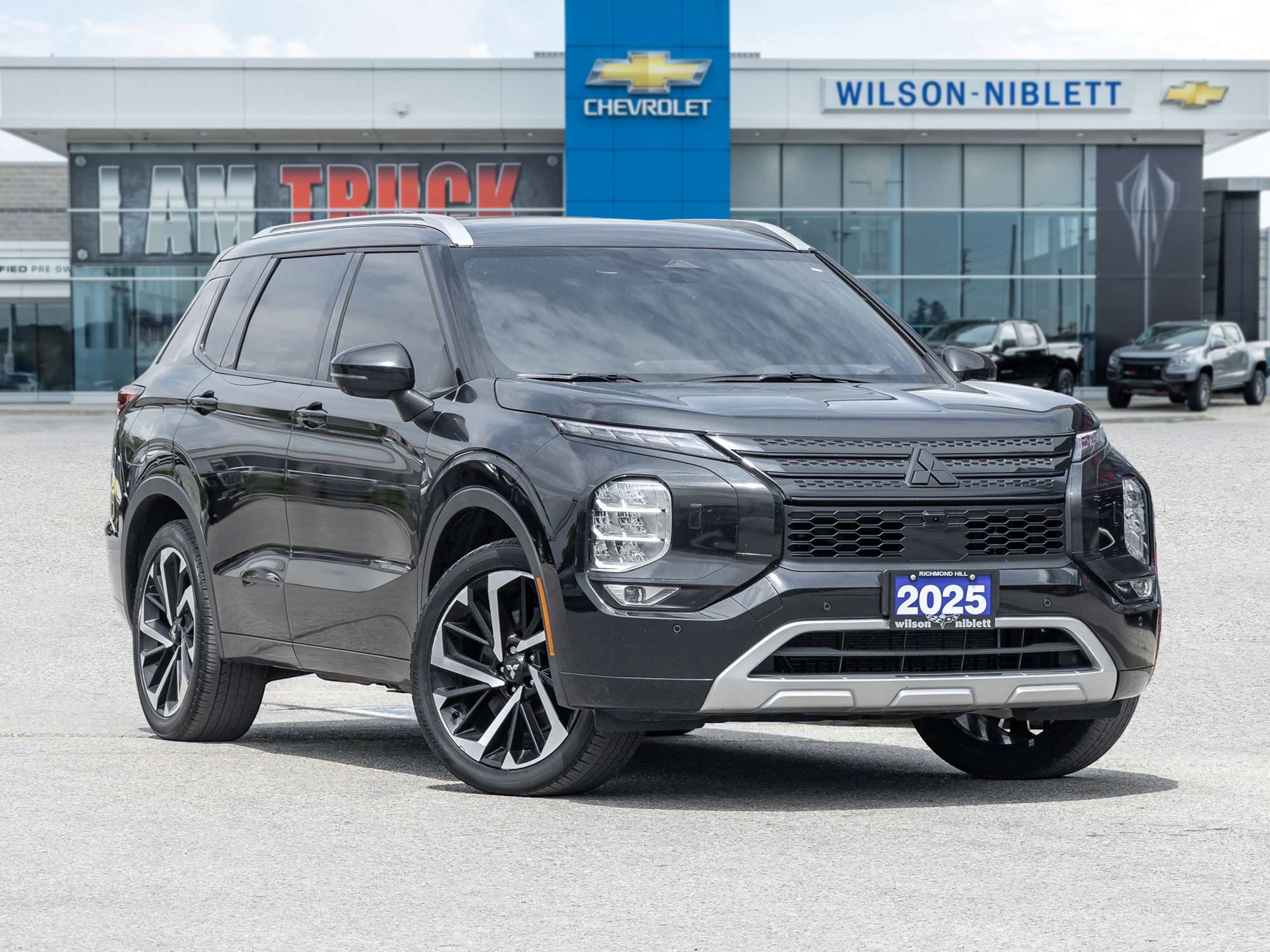 used 2025 Mitsubishi Outlander car, priced at $43,795