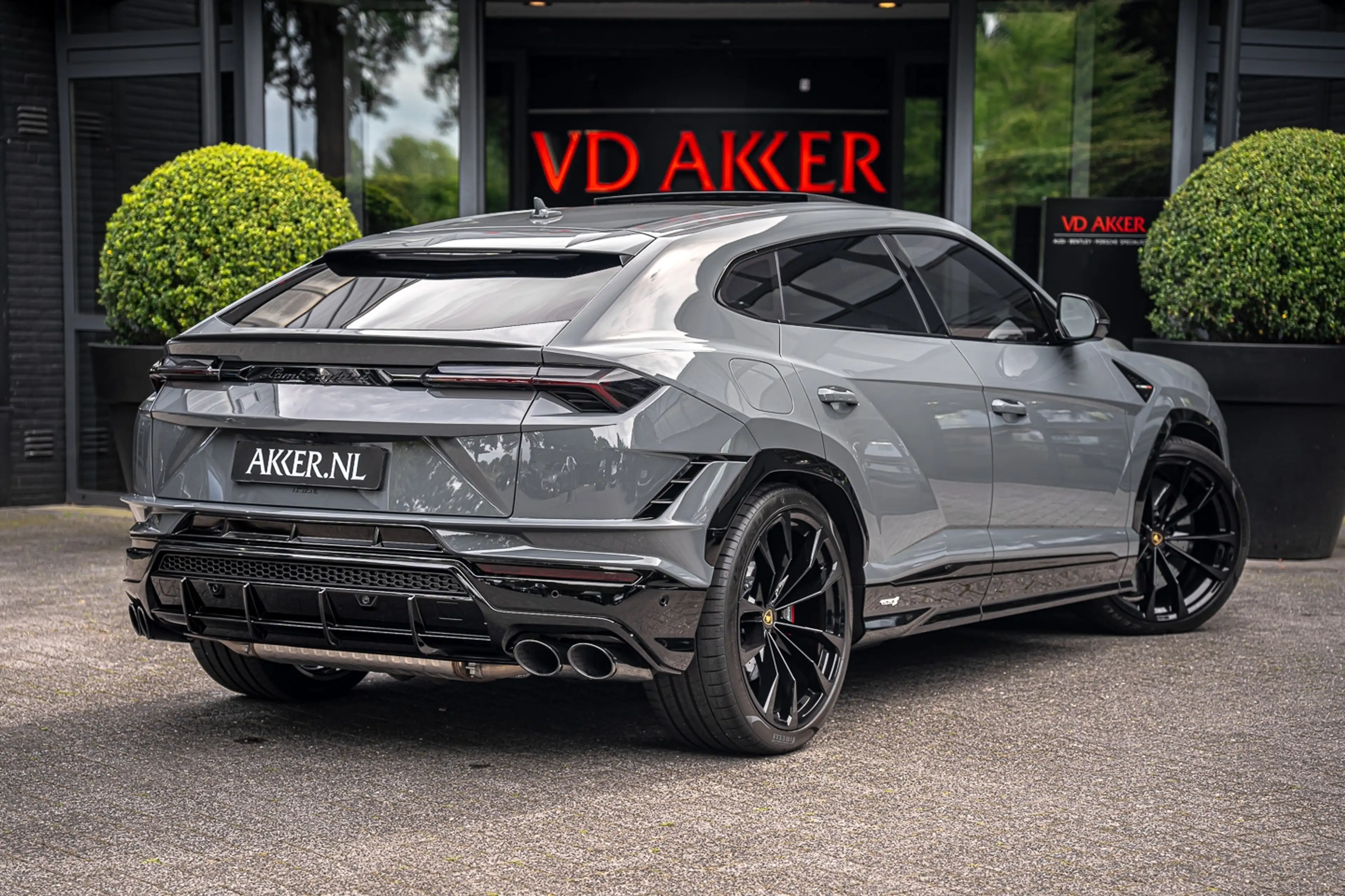 Lamborghini Urus S Grigio Telesto | Full PPF | 23 Inch | Massage | — photo 2