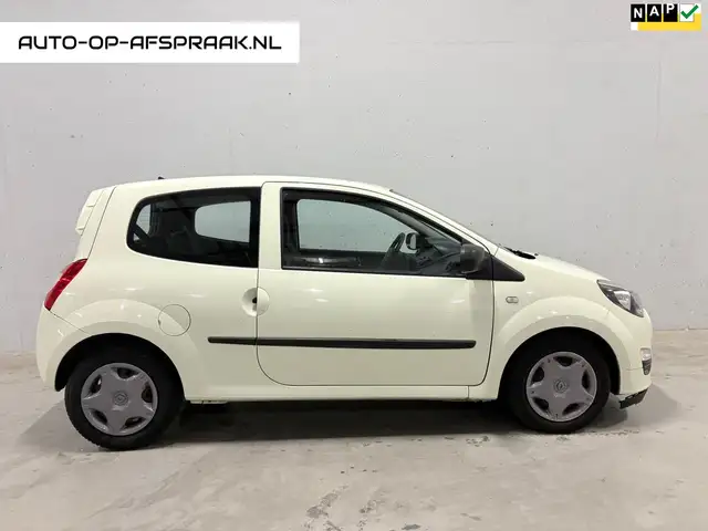 Renault Twingo 1.2 16V Authentique APK NAP Stuurbekr.
