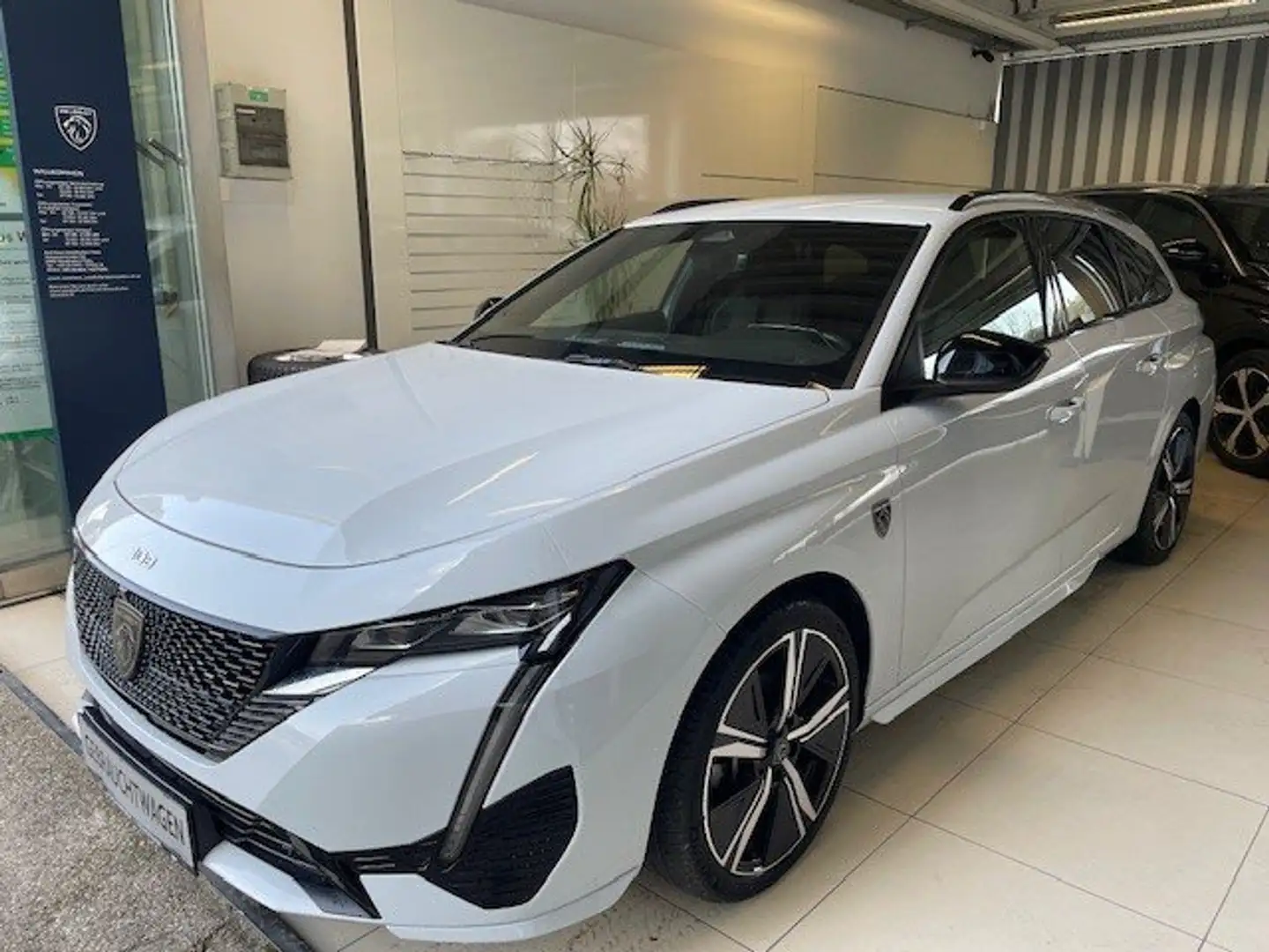 Peugeot 308 GT Weiß - 2