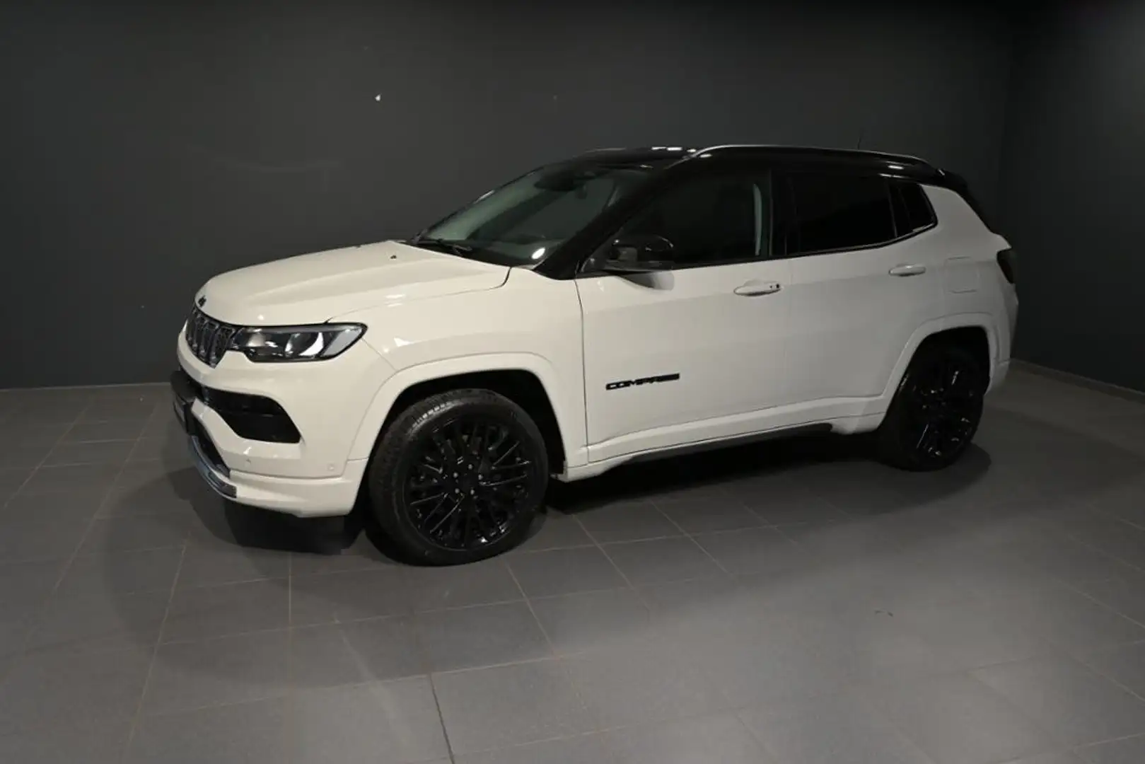 Jeep Compass xe4 S NAVI/LED/KAMERA Wit - 1
