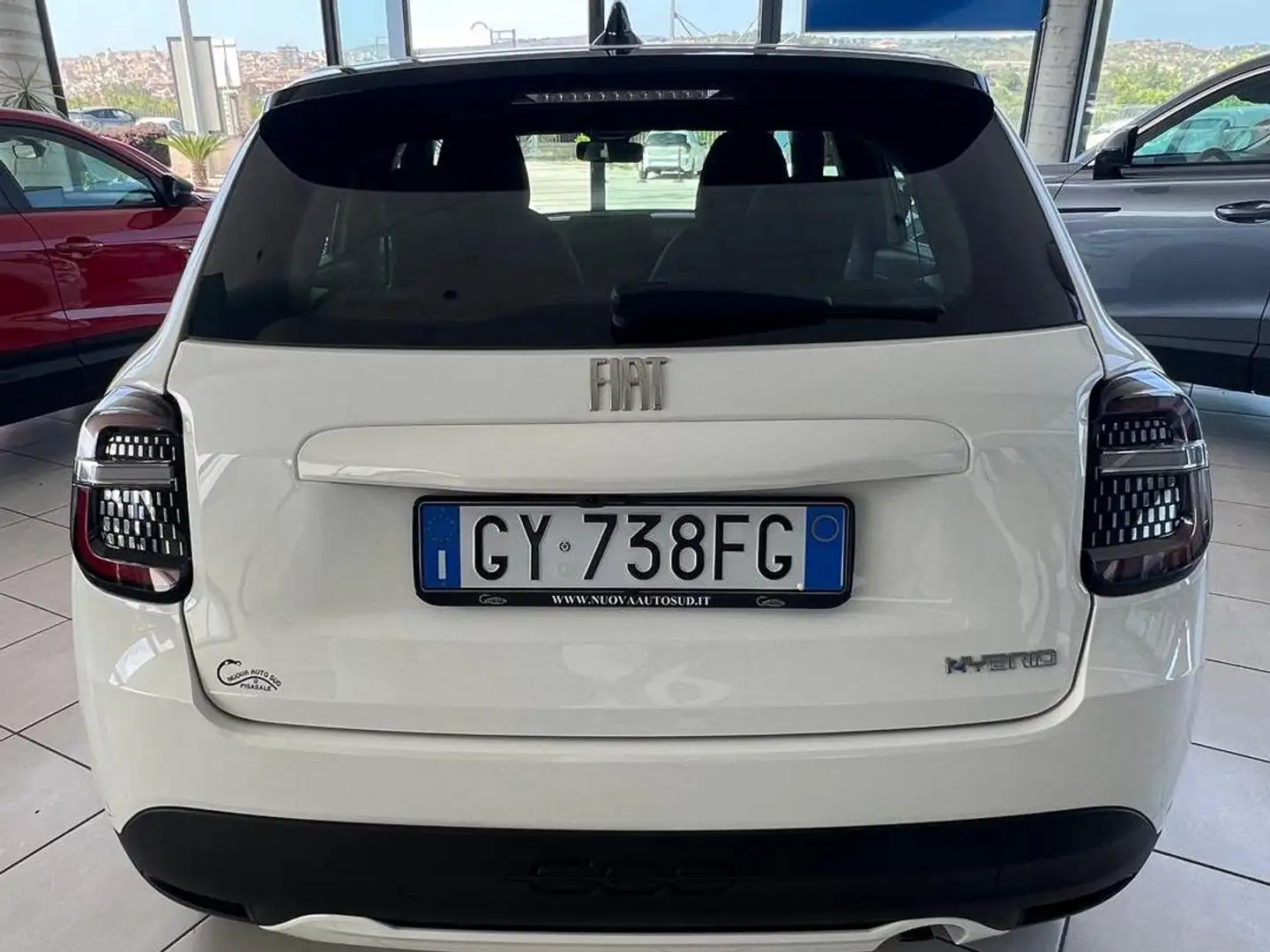 Fiat 600 600 IV 2023 1.2 hybrid 110cv auto Bianco - 2
