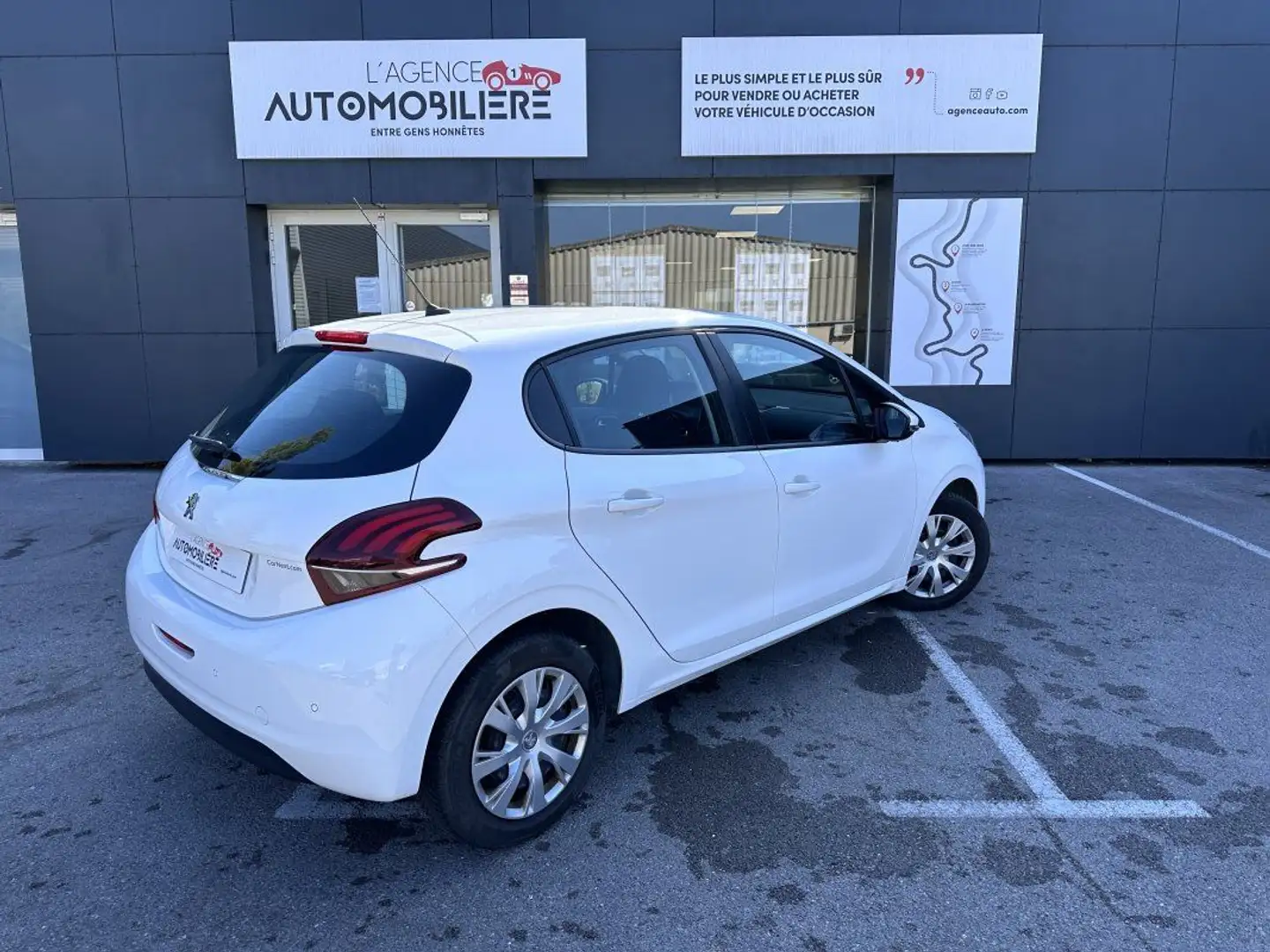 Peugeot 208 Blue HDI 102ch PREMIUM PACK Blanc - 2