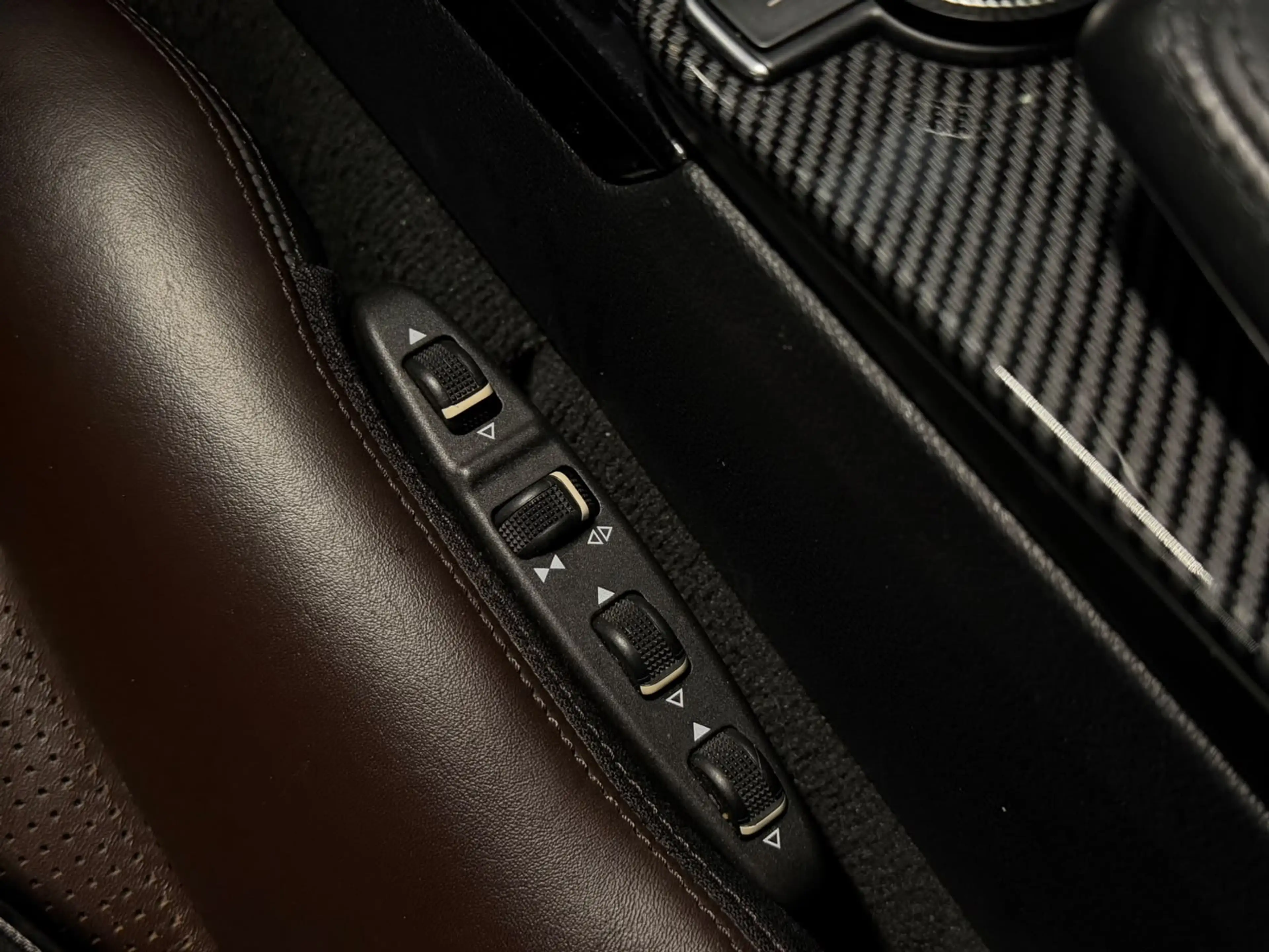 Mercedes-Benz E 63 AMG 558PK Performance Package Carbon Schuifdak Designo — photo 16