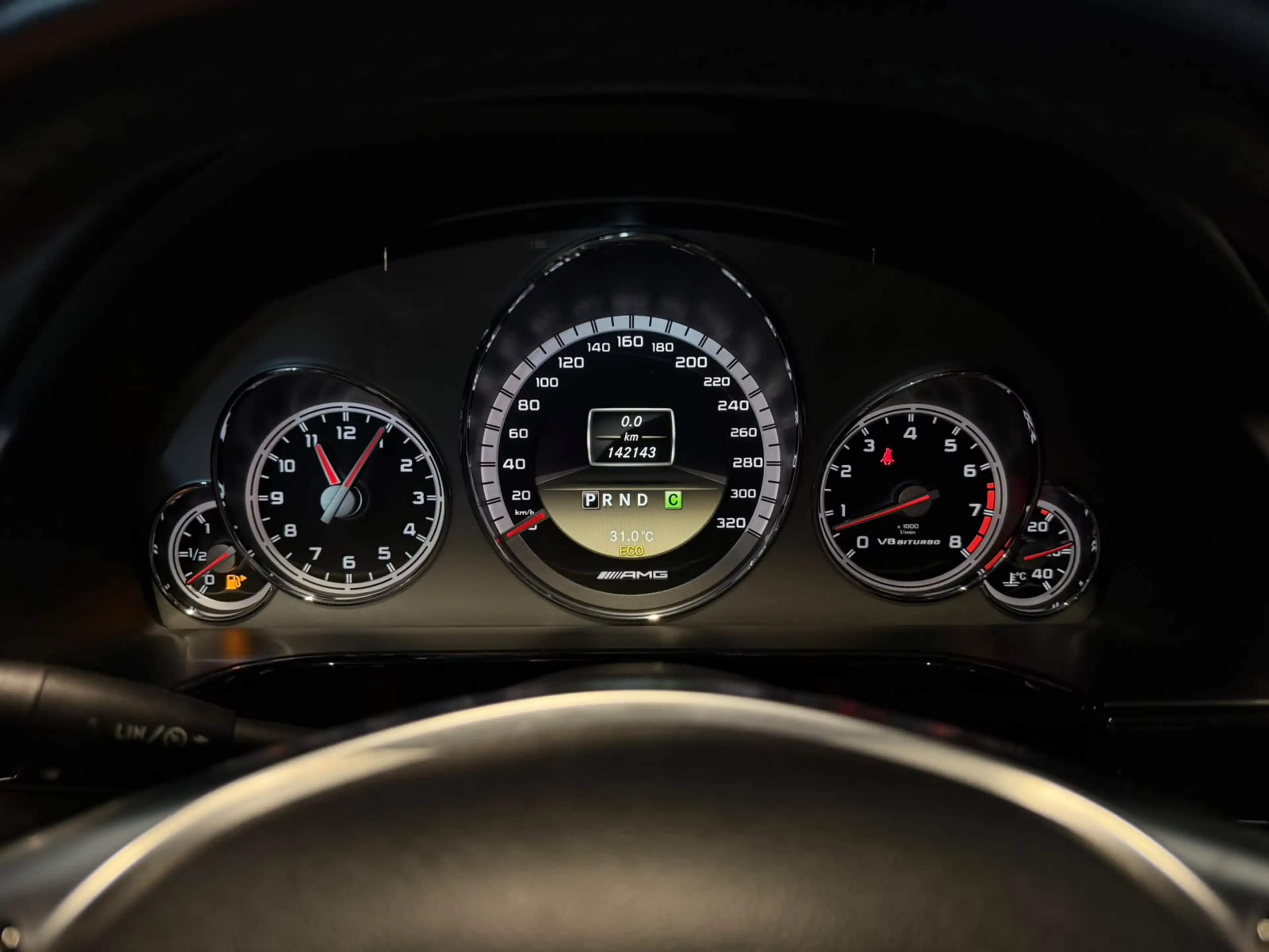 Mercedes-Benz E 63 AMG 558PK Performance Package Carbon Schuifdak Designo — photo 10