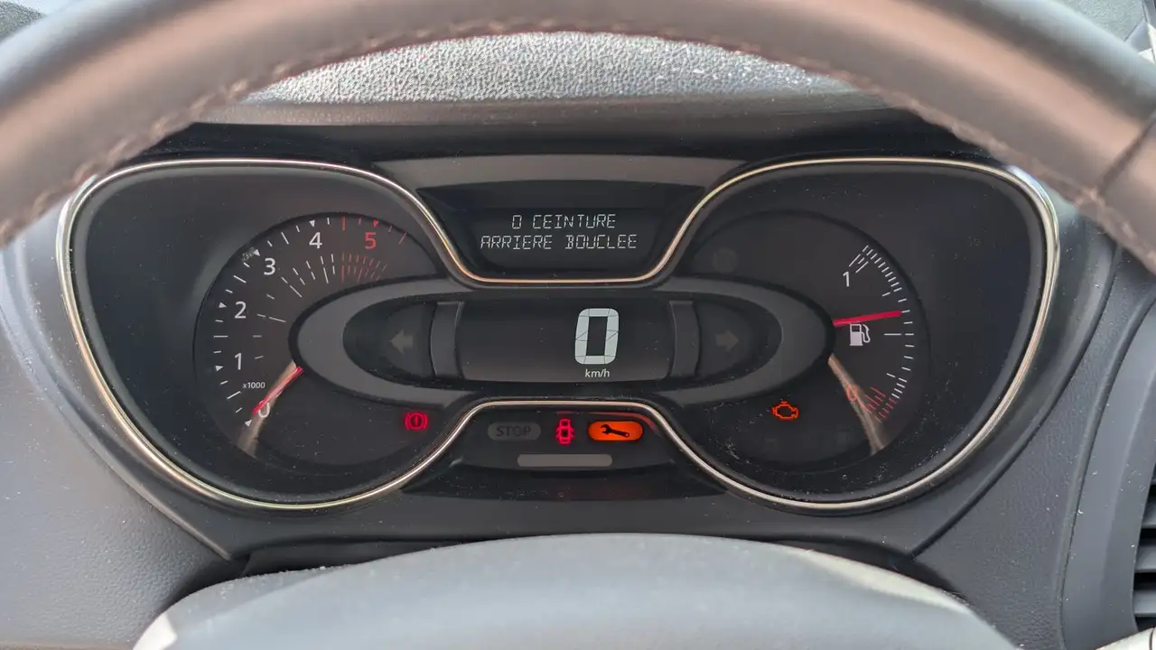 Renault Captur — photo 19