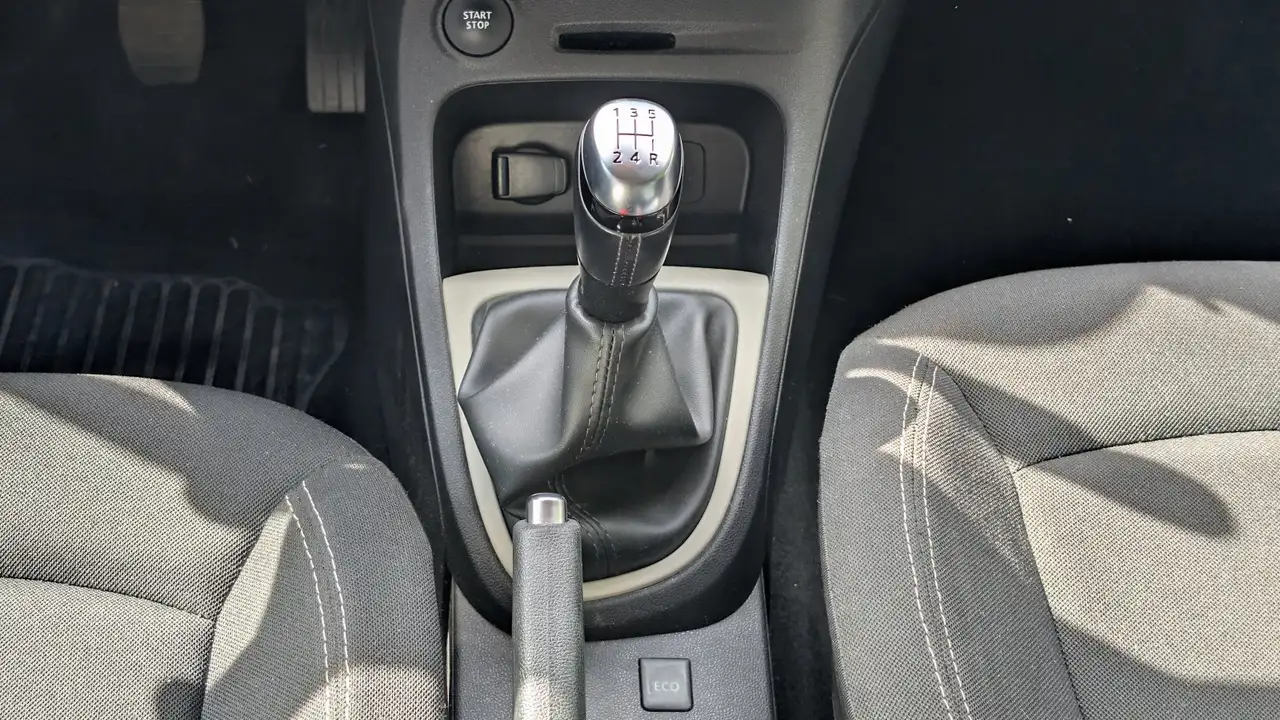 Renault Captur — photo 20