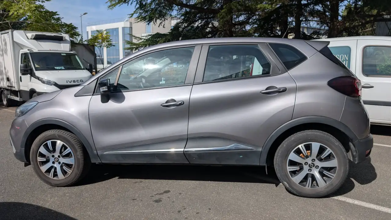 Renault Captur — photo 4