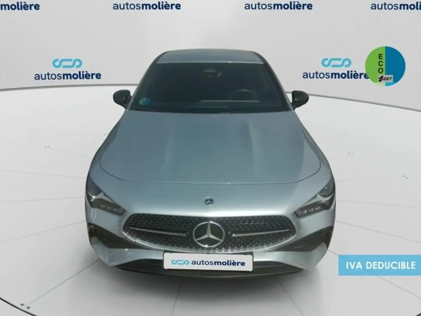 Mercedes-Benz CLA 200 120 kW (163 CV) Grau - 2