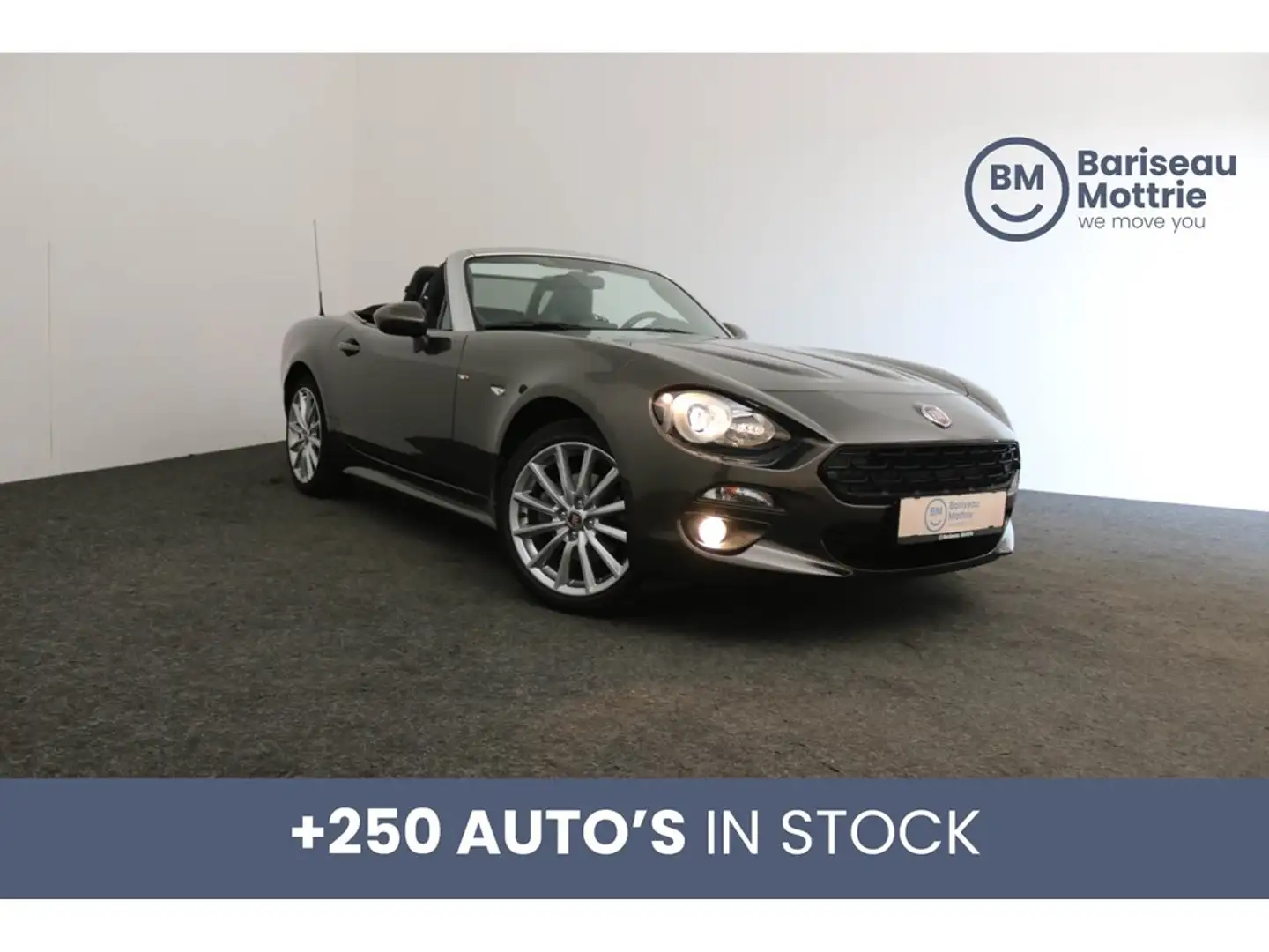 Fiat 124 Spider 1.4 TURBO *LEDER*DAB*GPS*CAMERA+SENSOREN*KLIMAATRE Brun - 1