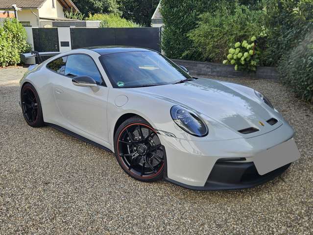 Imagine Porsche 992 911 GT3 PDK