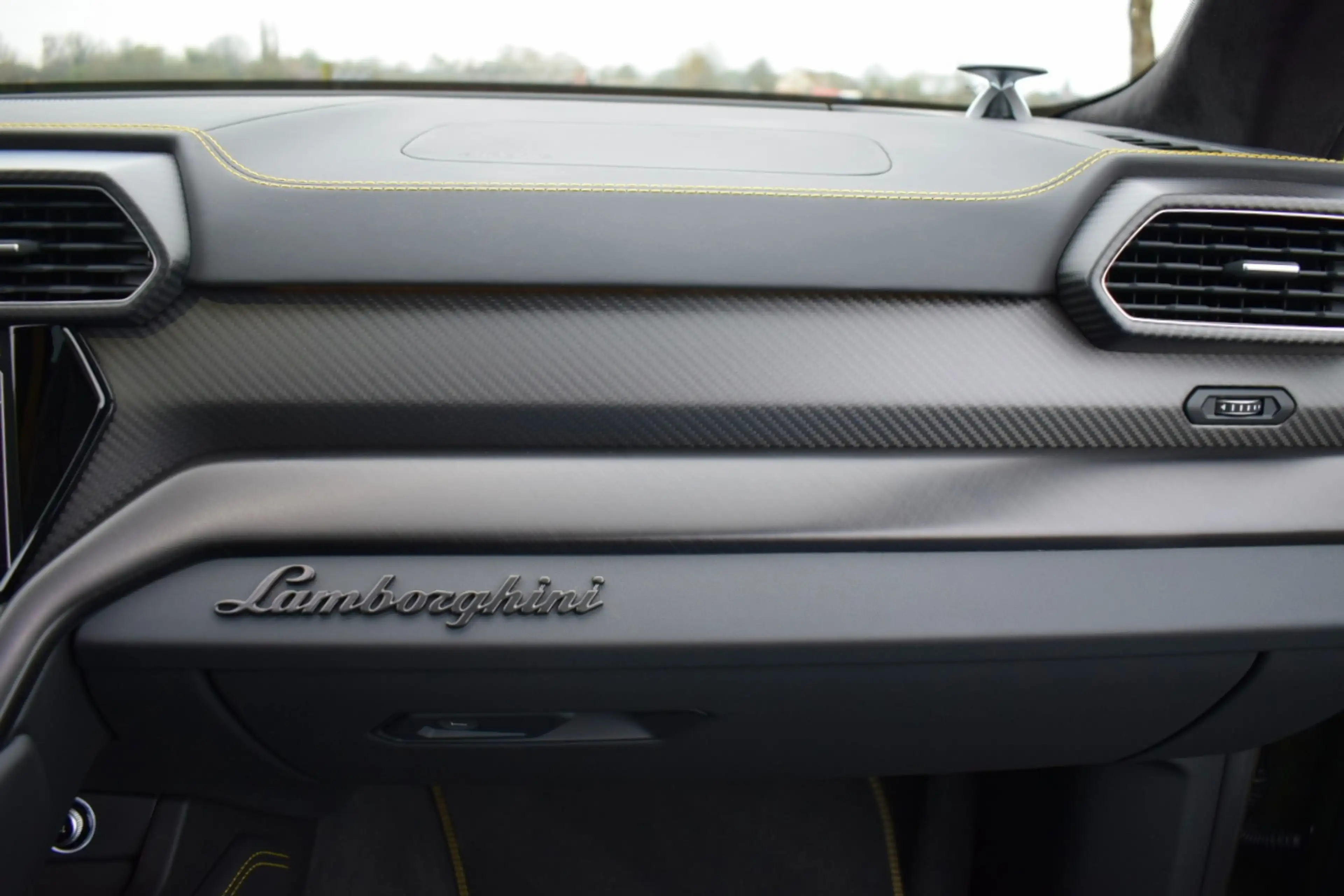 Lamborghini Urus S 4.0 V8, First Owner/LICHTE VRACHT/Carbon/B&O/NEW — photo 10