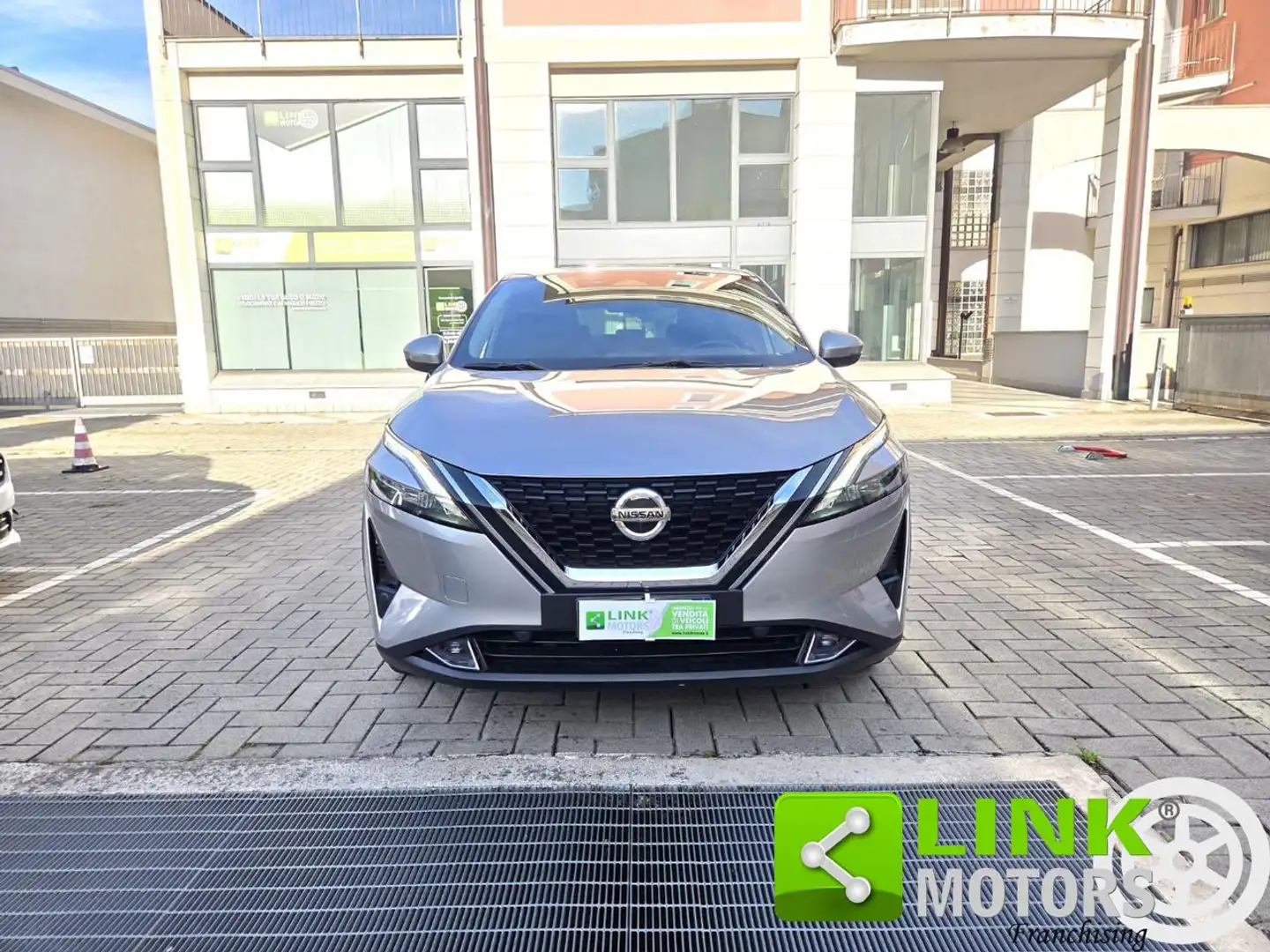 Nissan Qashqai MHEV 140 CV Acenta GARANZIA INCLUSA Grigio - 2
