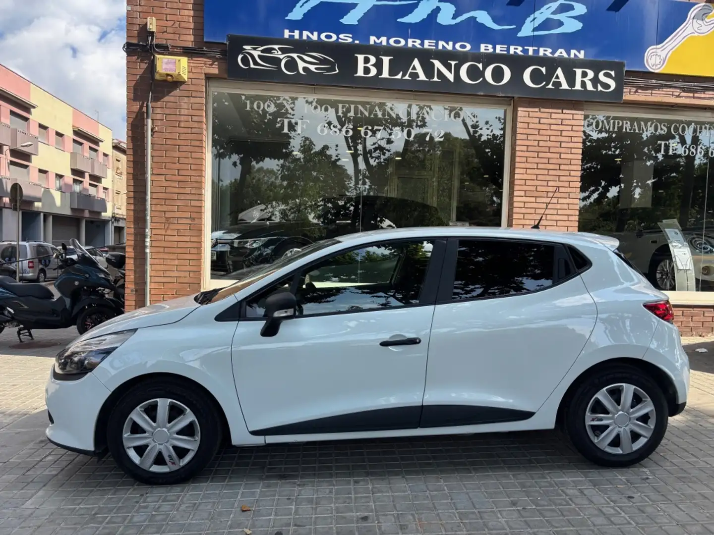 Renault Clio 1.2 Expression Blanco - 1