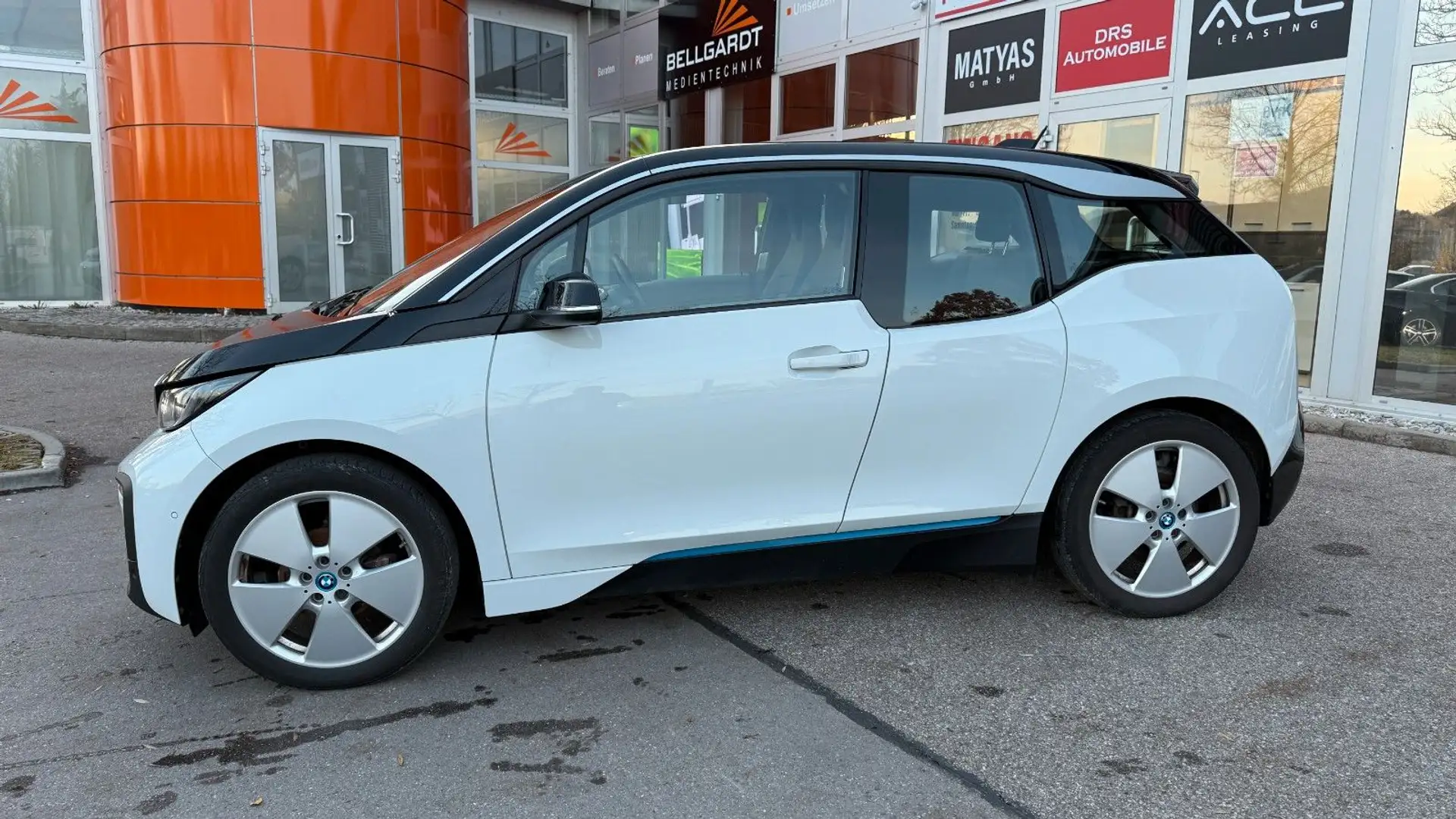 BMW i3 120 / Sitzheizung/Kamera/LED Blanc - 2