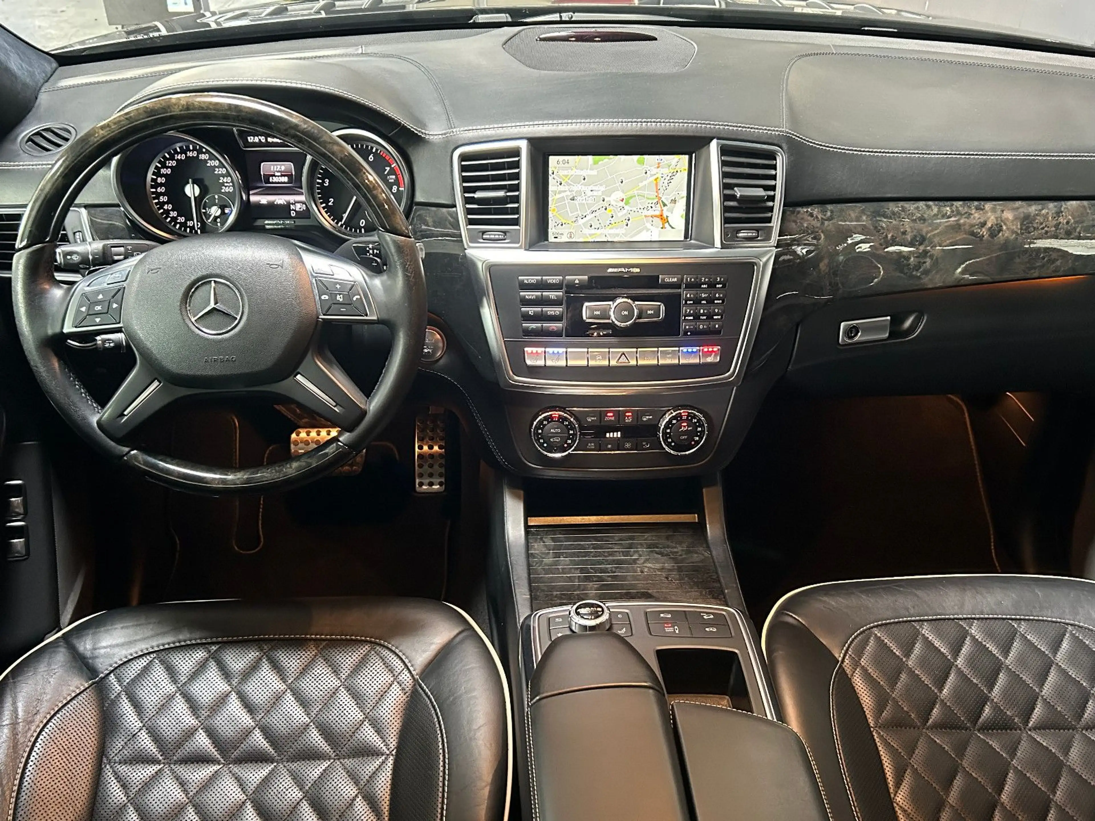 Mercedes-Benz GL 500 AMG-PAKET/DESIGNO/4-MATIC/PANORAMA — photo 14