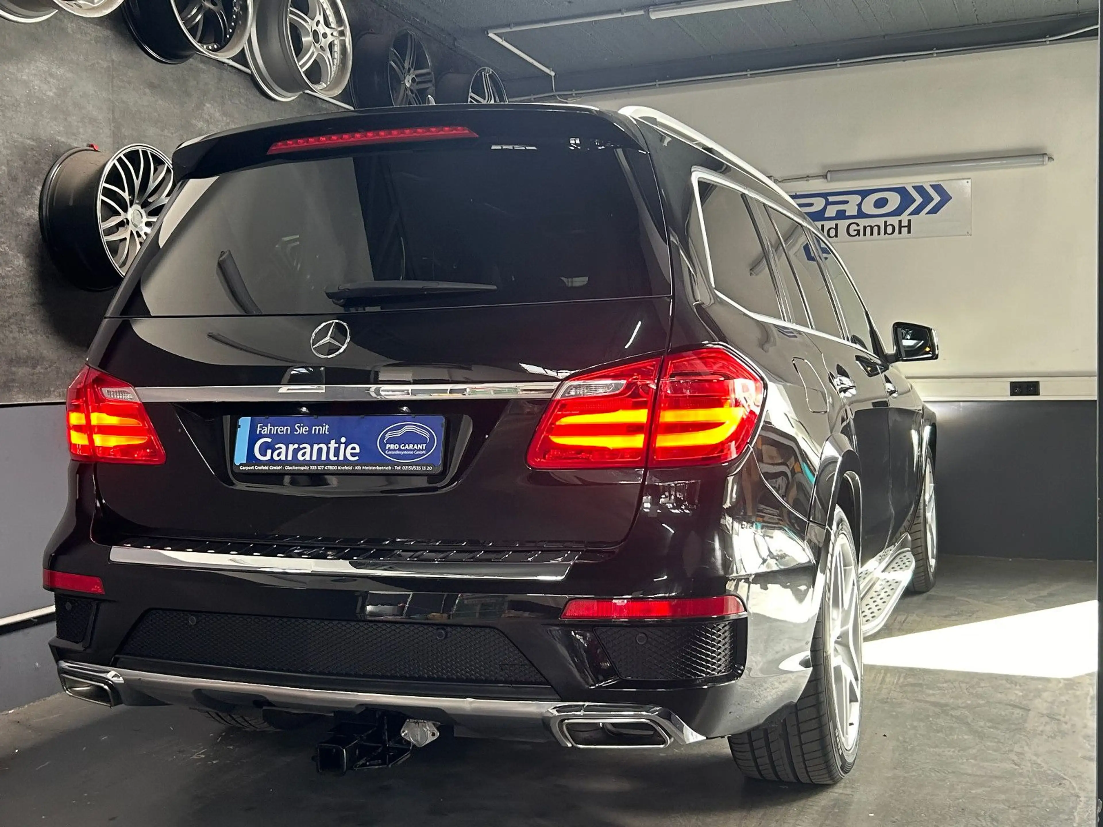 Mercedes-Benz GL 500 AMG-PAKET/DESIGNO/4-MATIC/PANORAMA — photo 7