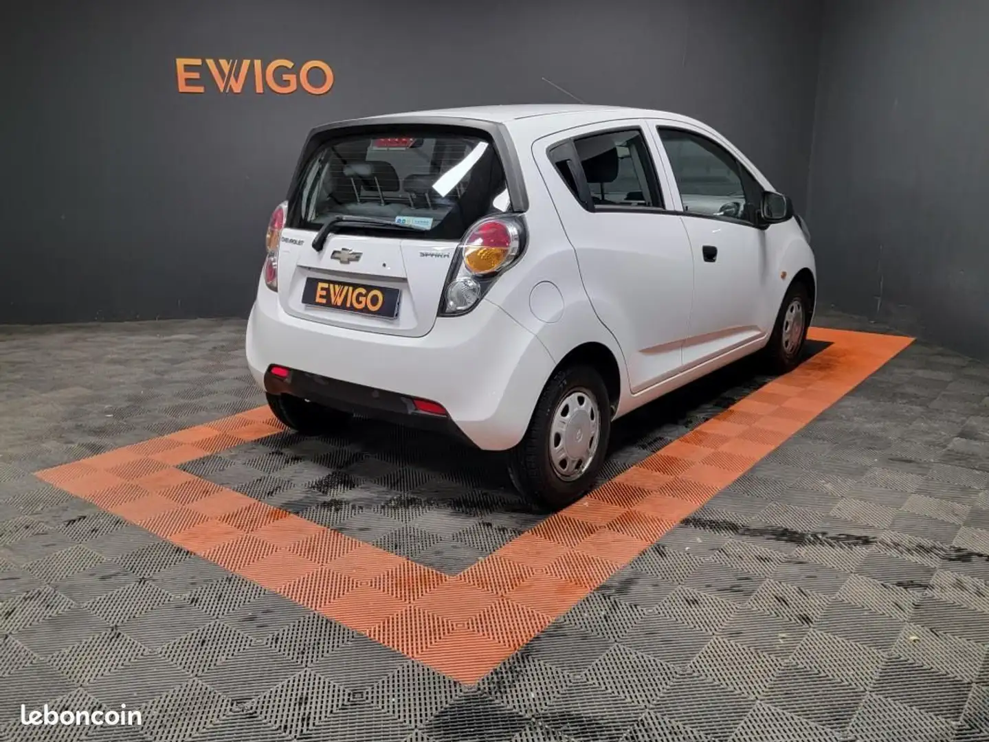 Chevrolet Spark 1.0 68ch 16v Chaine de distribution Blanc - 2